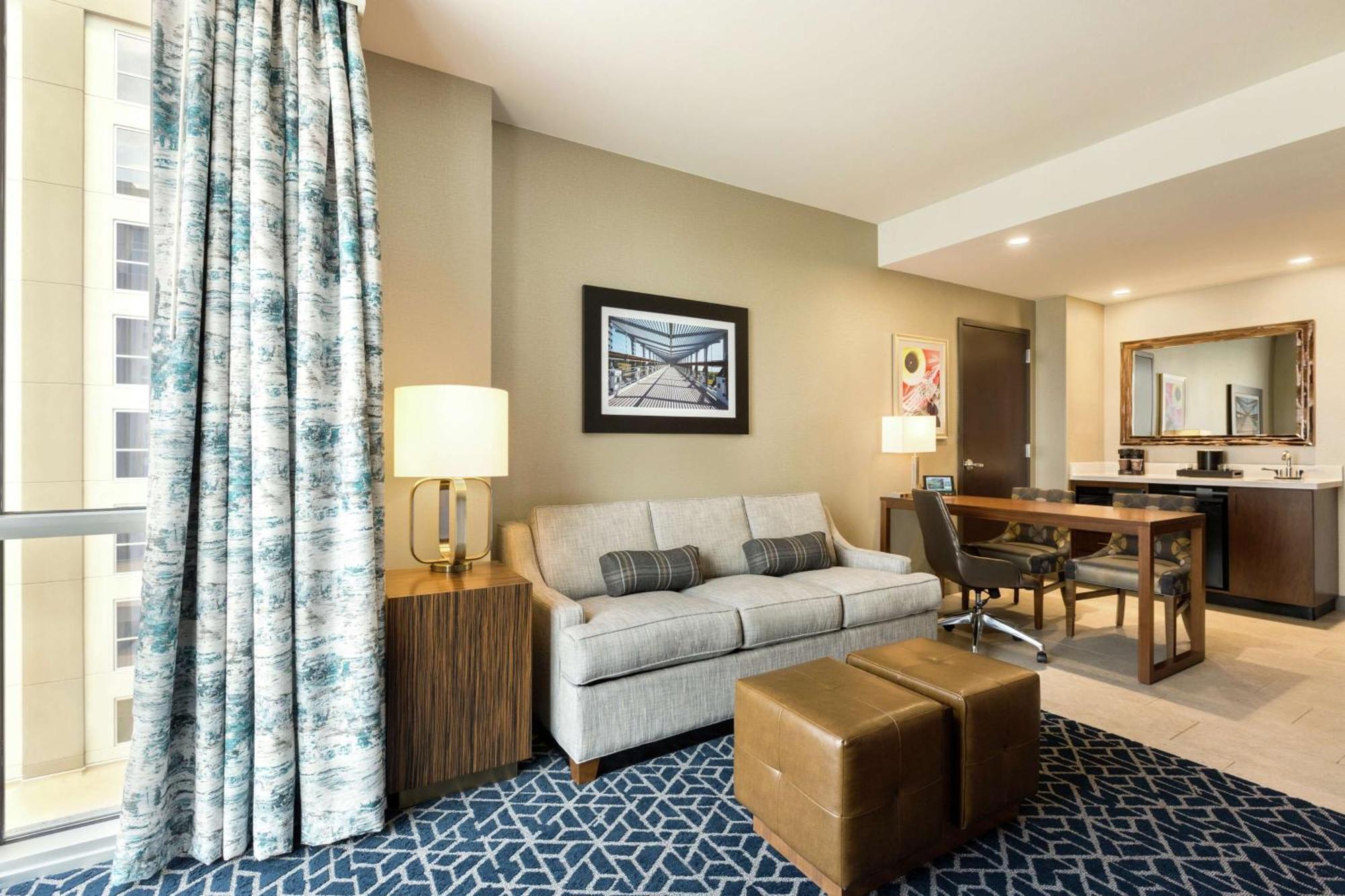 Premium Corner King Studio Suite