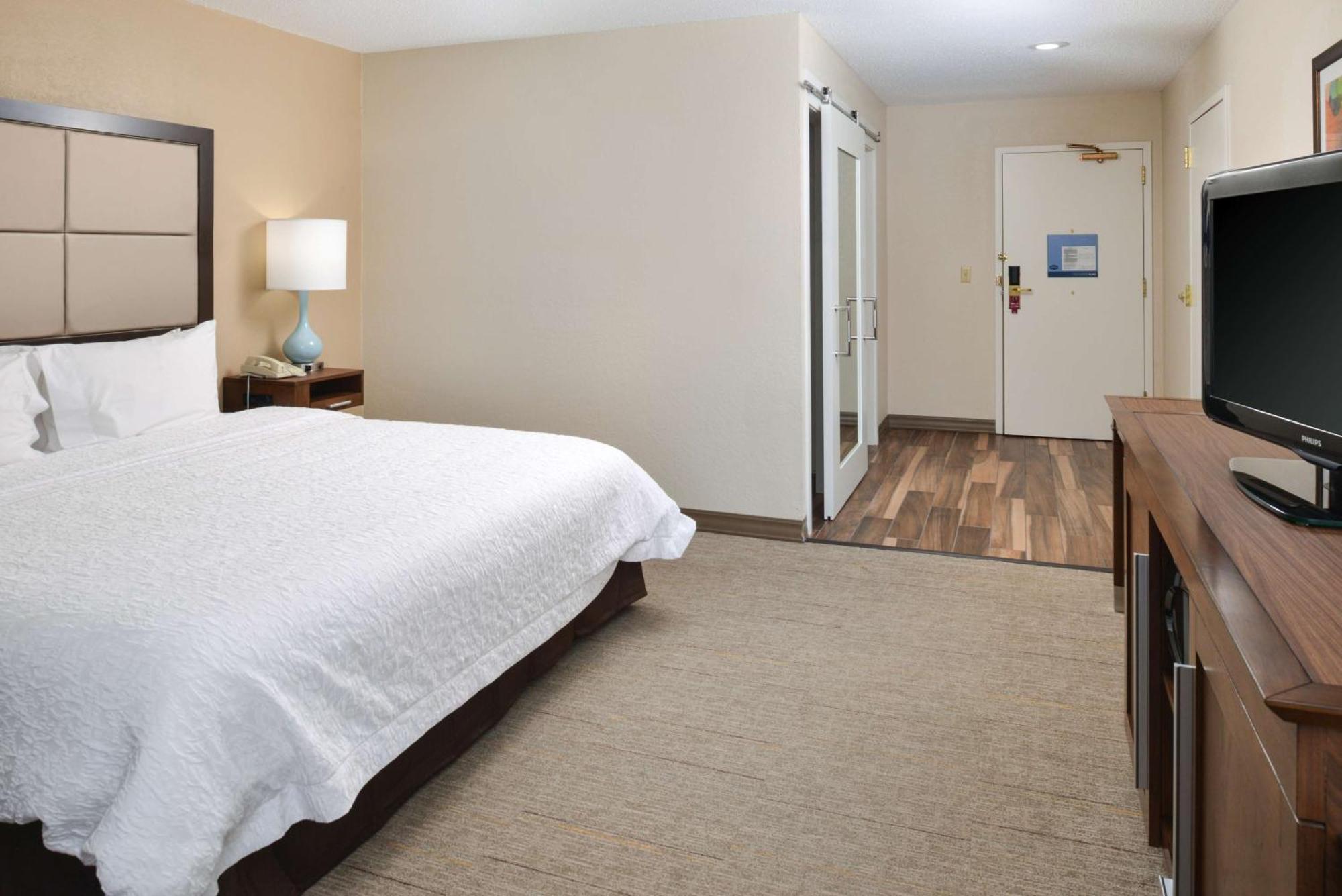 King Room - Mobility Access/Non-Smoking