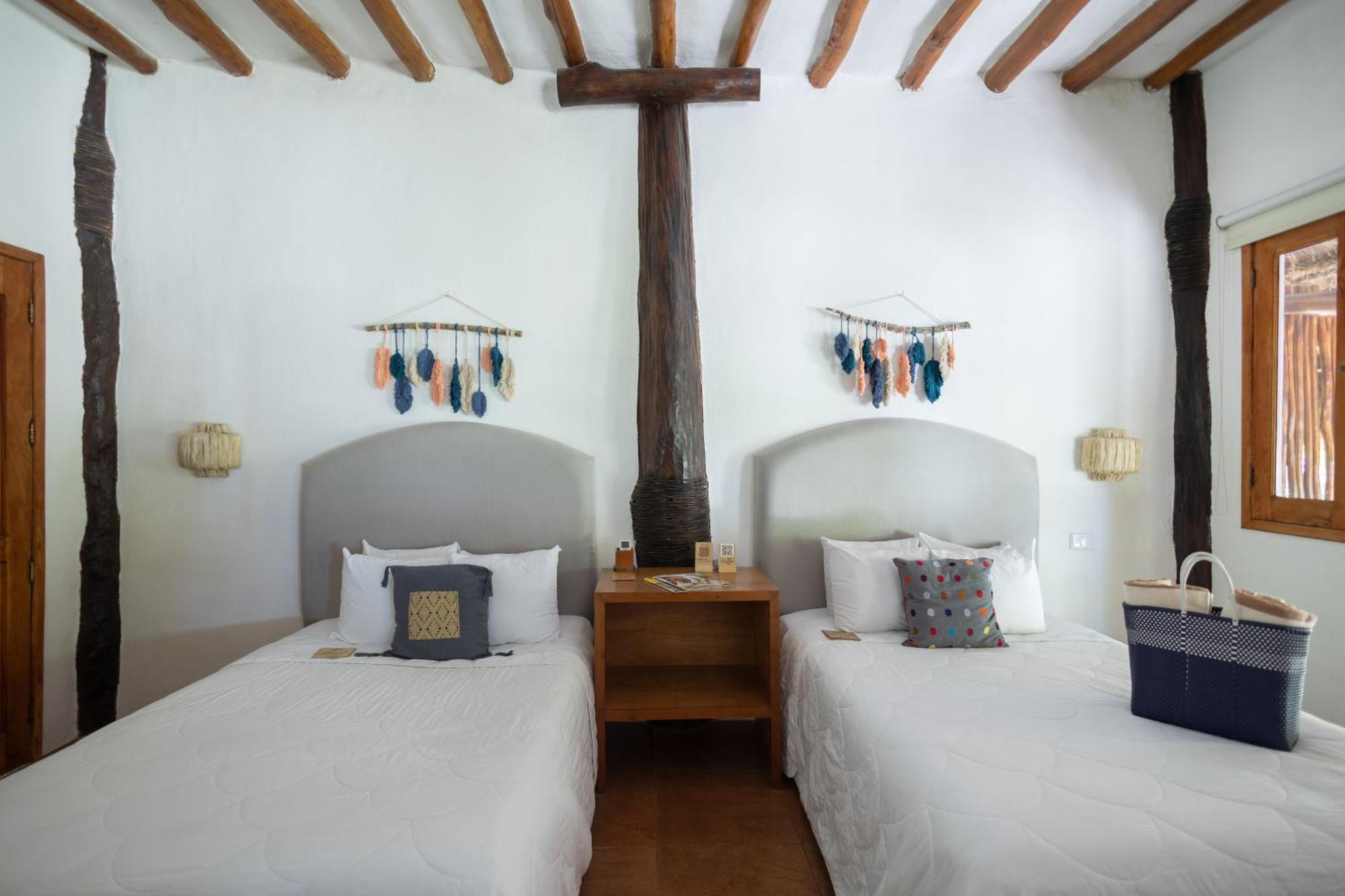 Junior Suite with Garden View,1551874366:JPEG