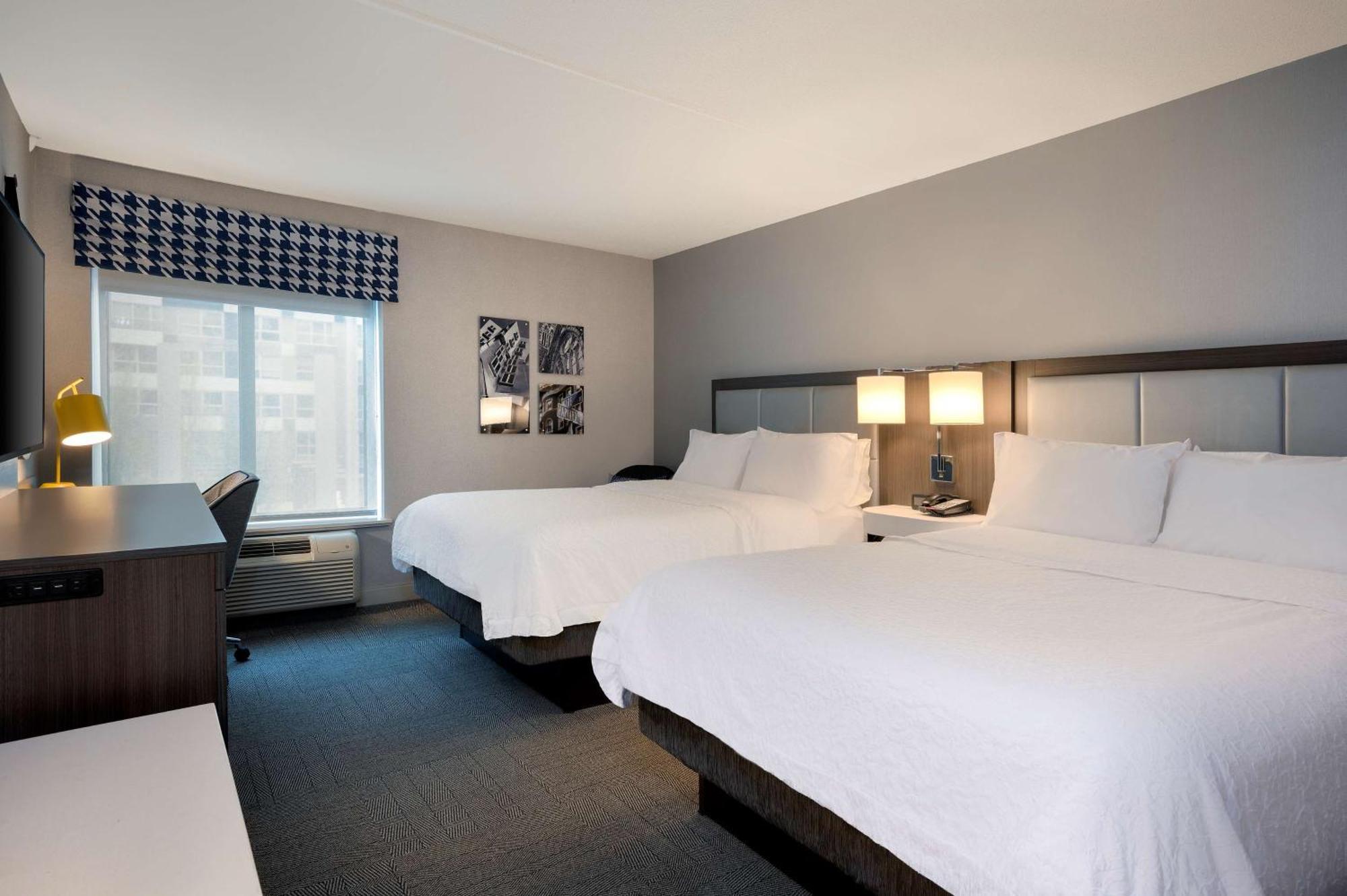 Room with Two Queen Beds - Non-Smoking
