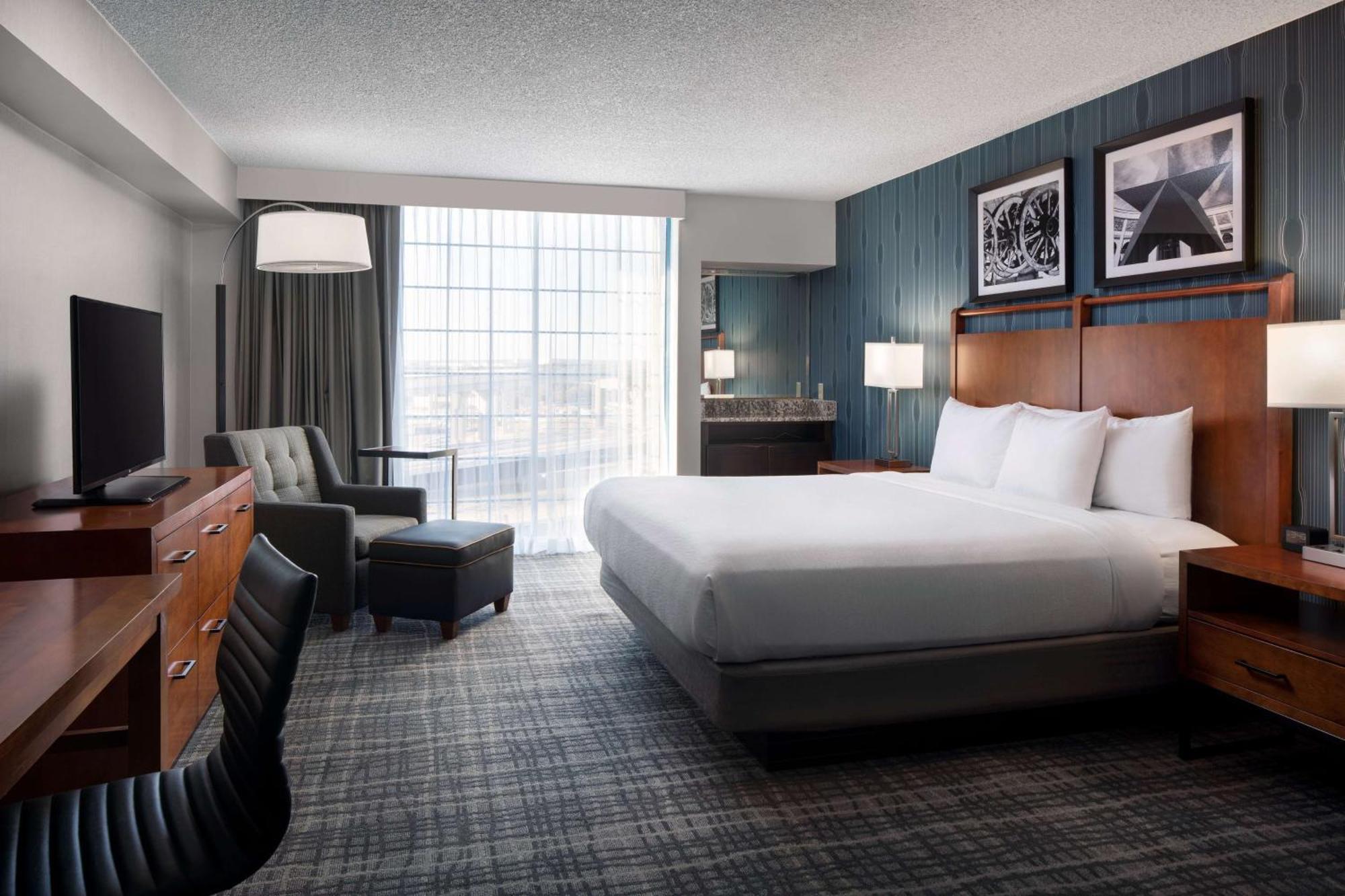 Two-Bedroom King Suite