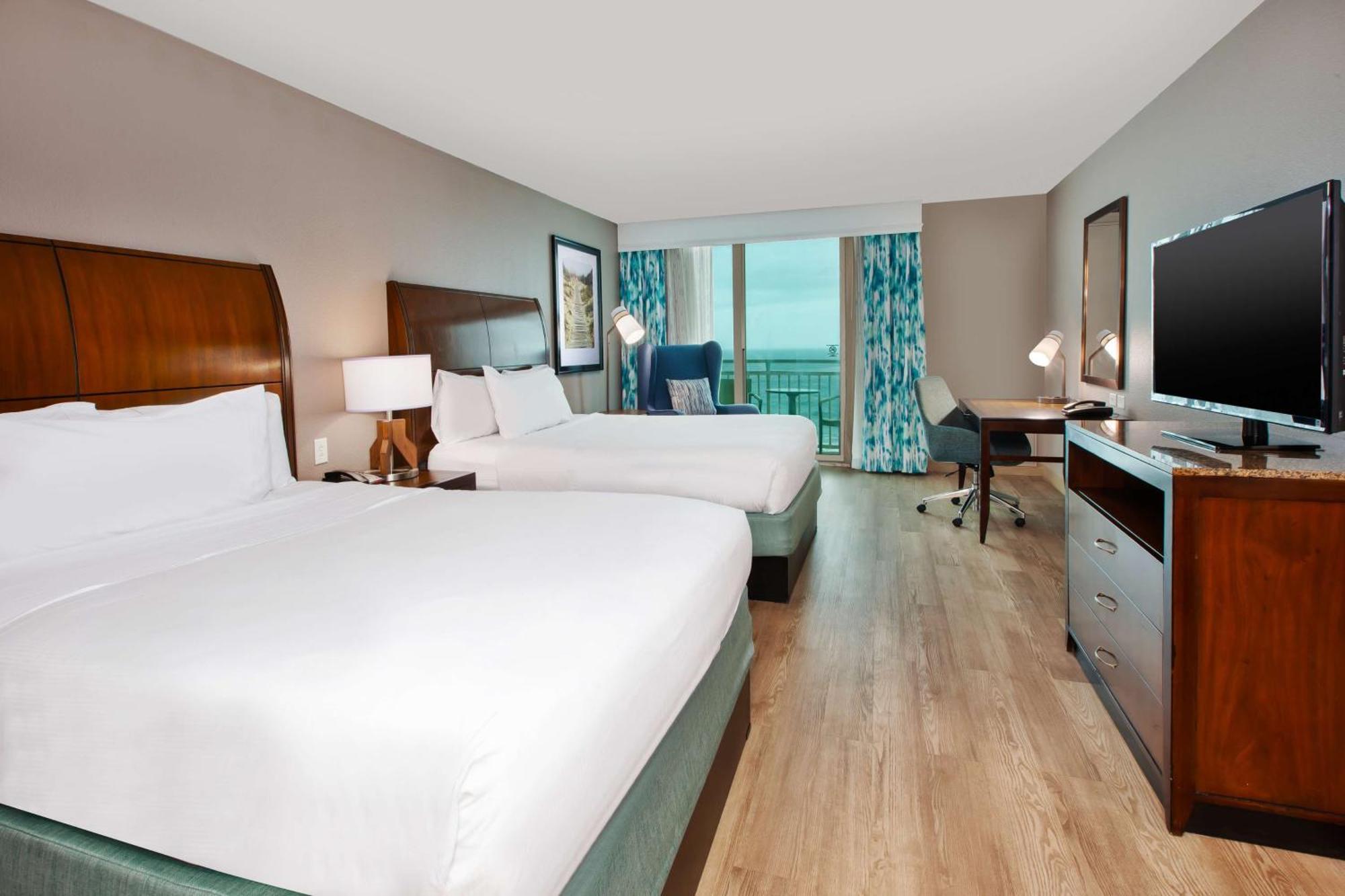 Queen Room Two Queen Beds Ocean Front Sundeck Level