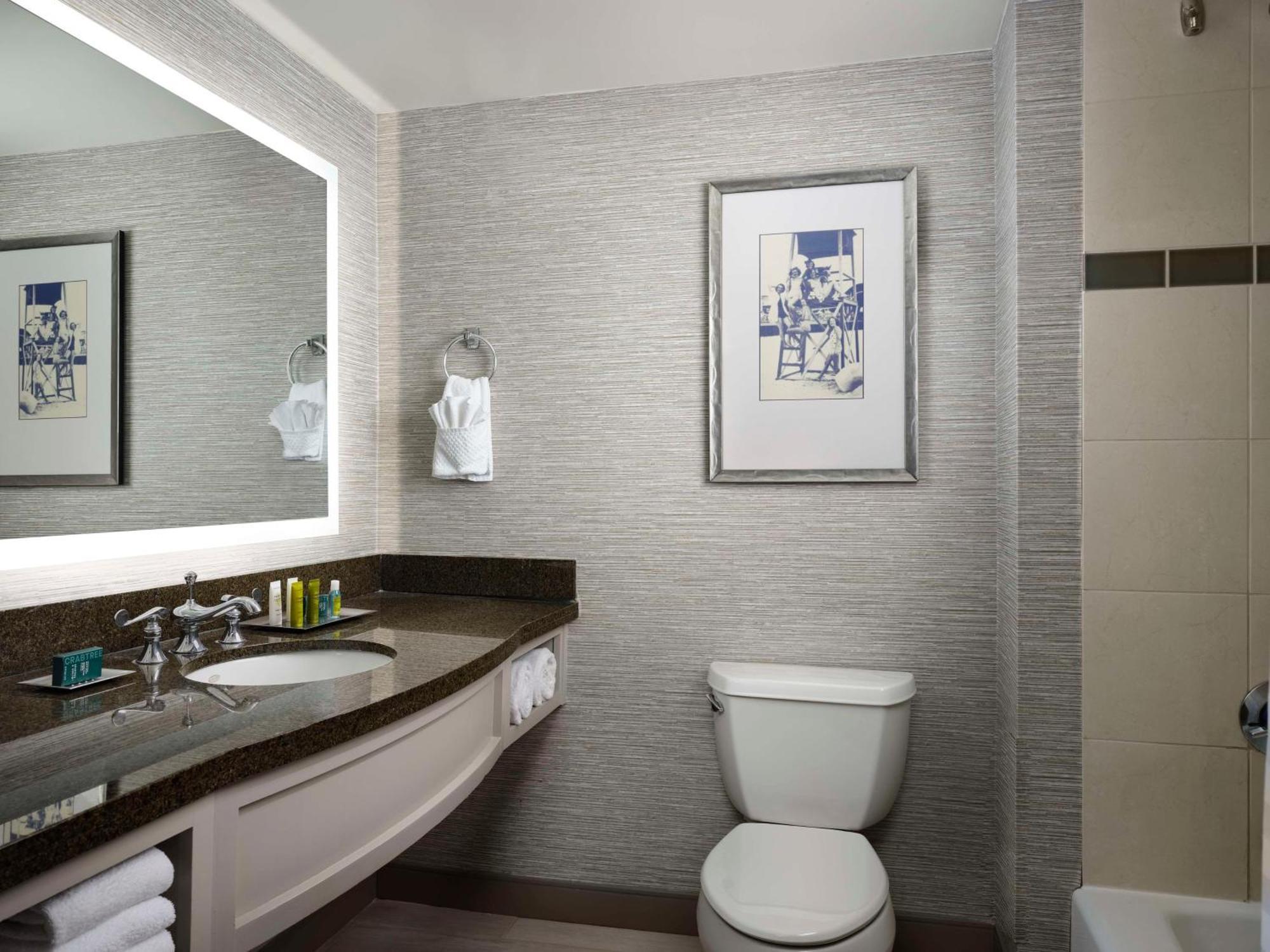 King Room Bath Tub Balcony Mobility Hearing Access