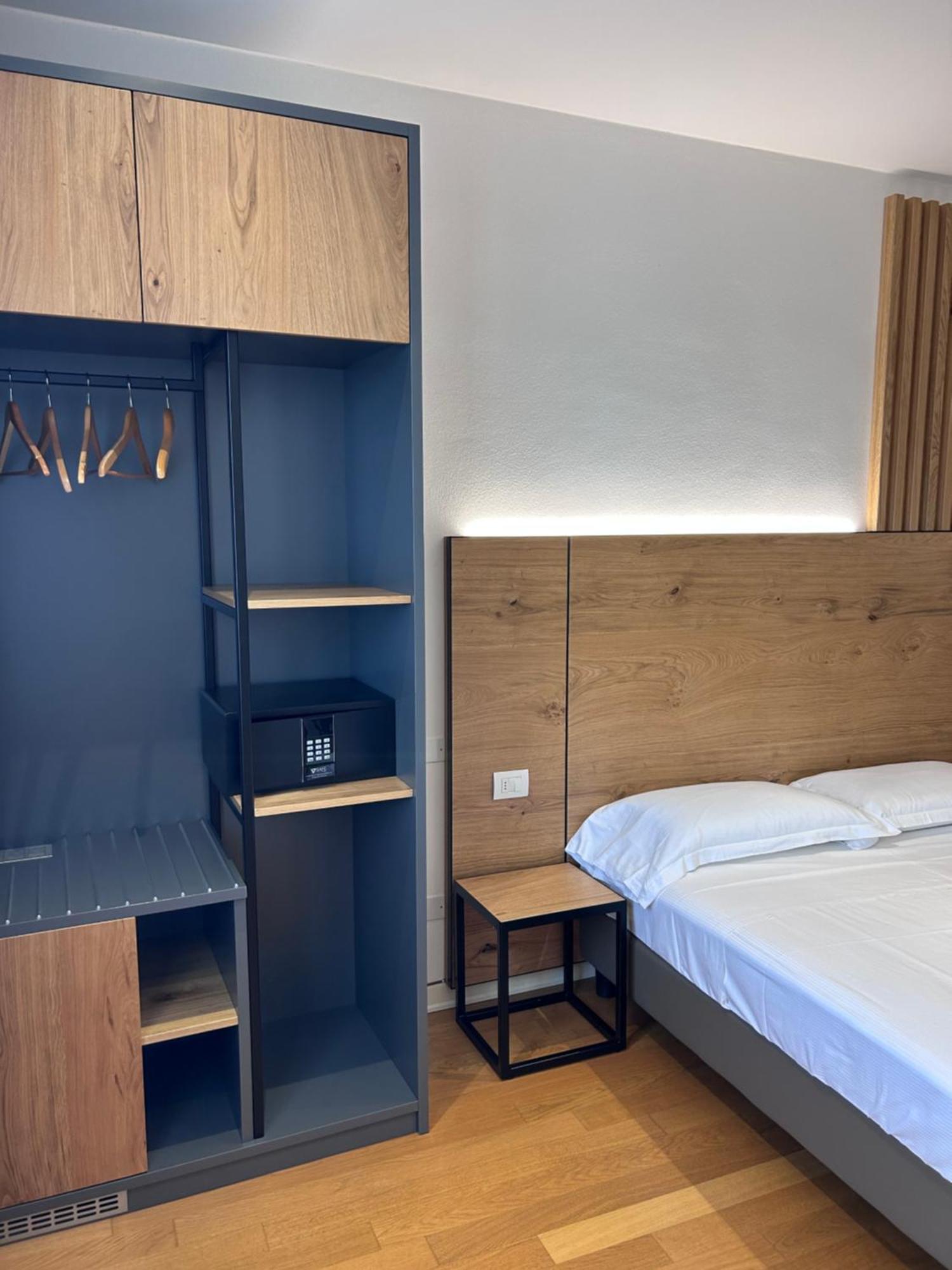 Queen Suite with Two Sofa Beds, Two Terraces and Private Pool - Non-Smoking