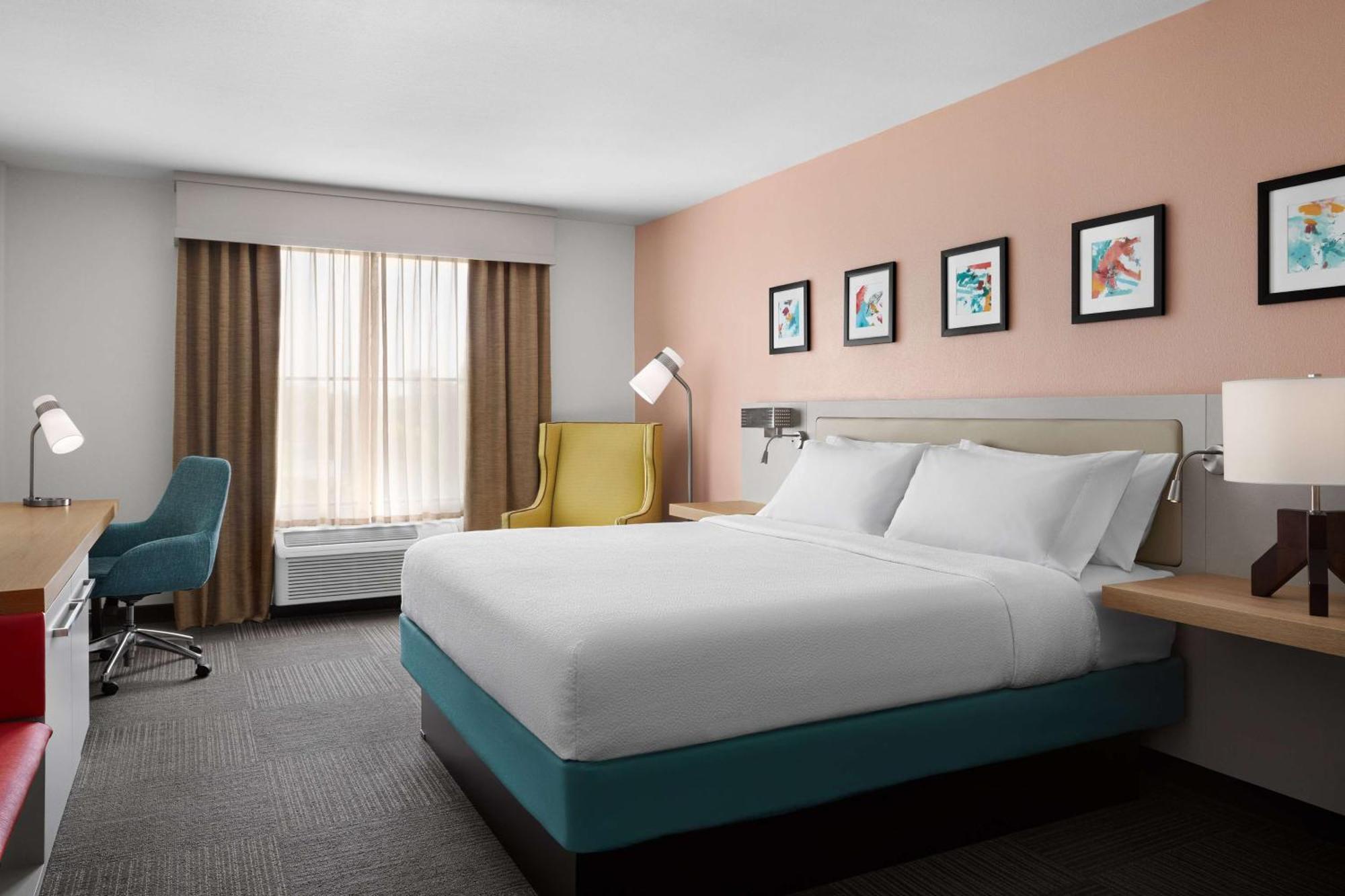 King Room,1552118941:JPEG