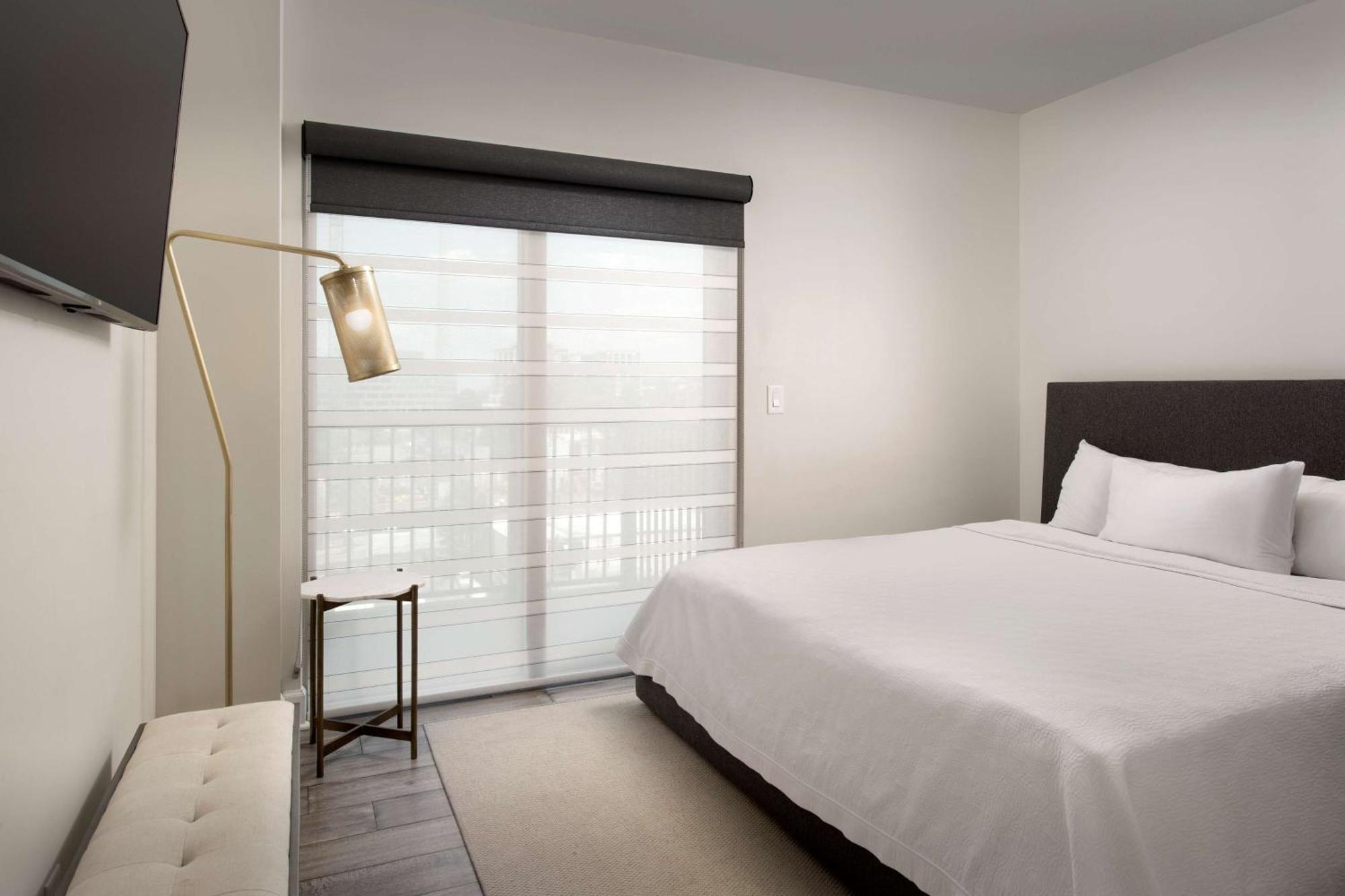Two-Bedroom King Suite Two King Beds Non-Smoking