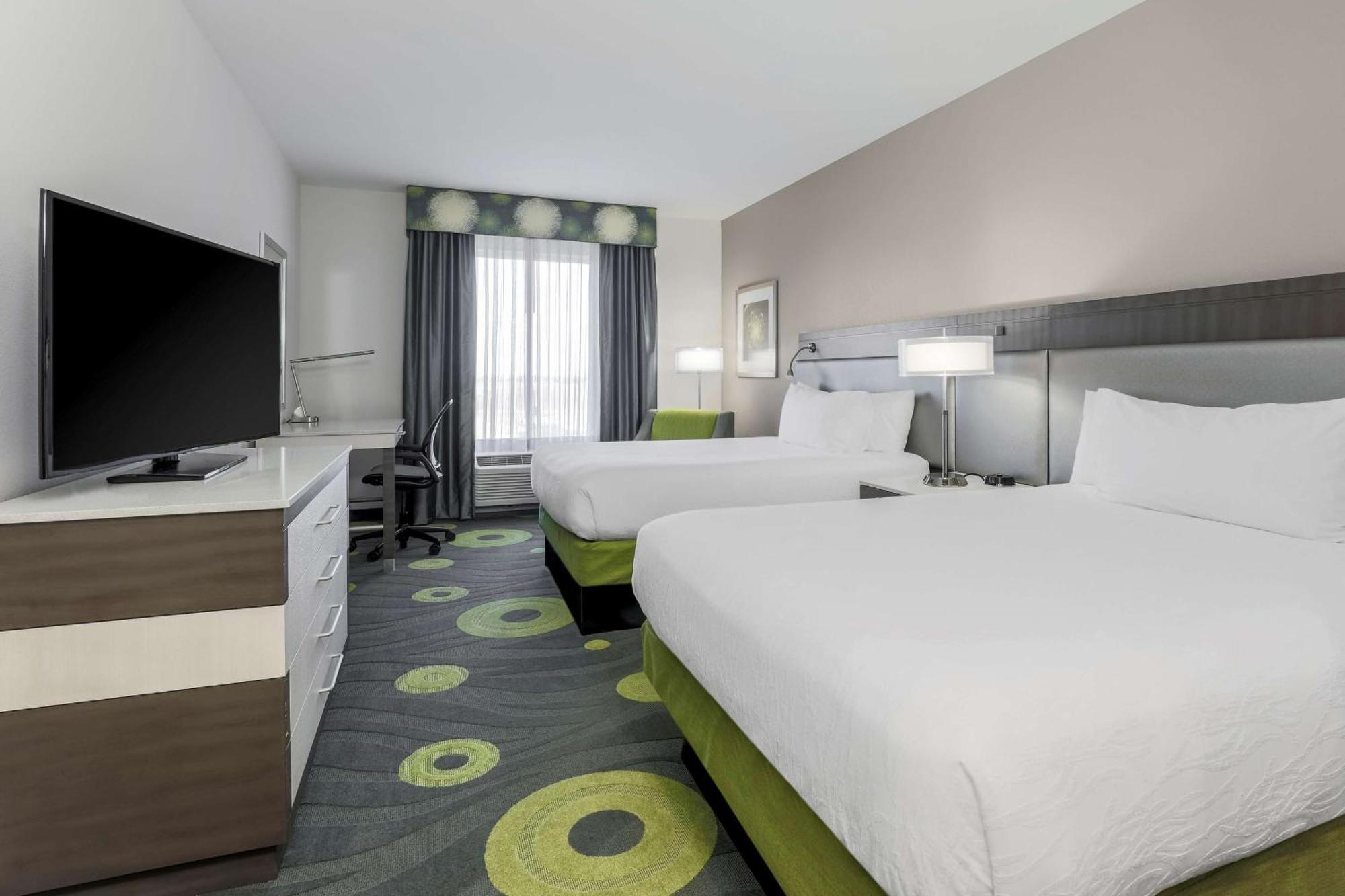 Queen Room with Two Queen Beds - Mobility and Hearing Access