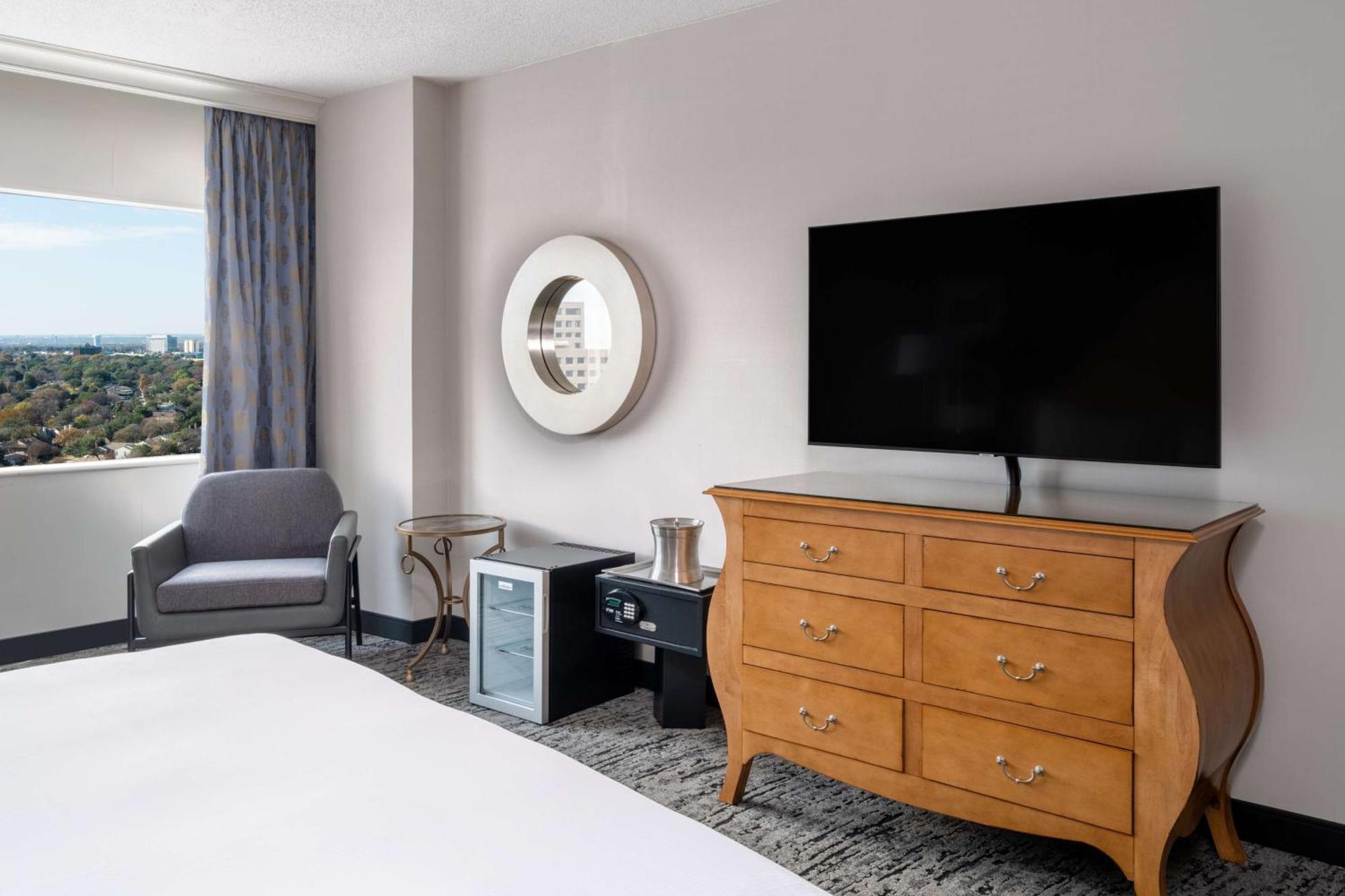 Habitación adaptada para personas con discapacidad/discapacidad auditiva y equipada con bañera - Cama extragrande