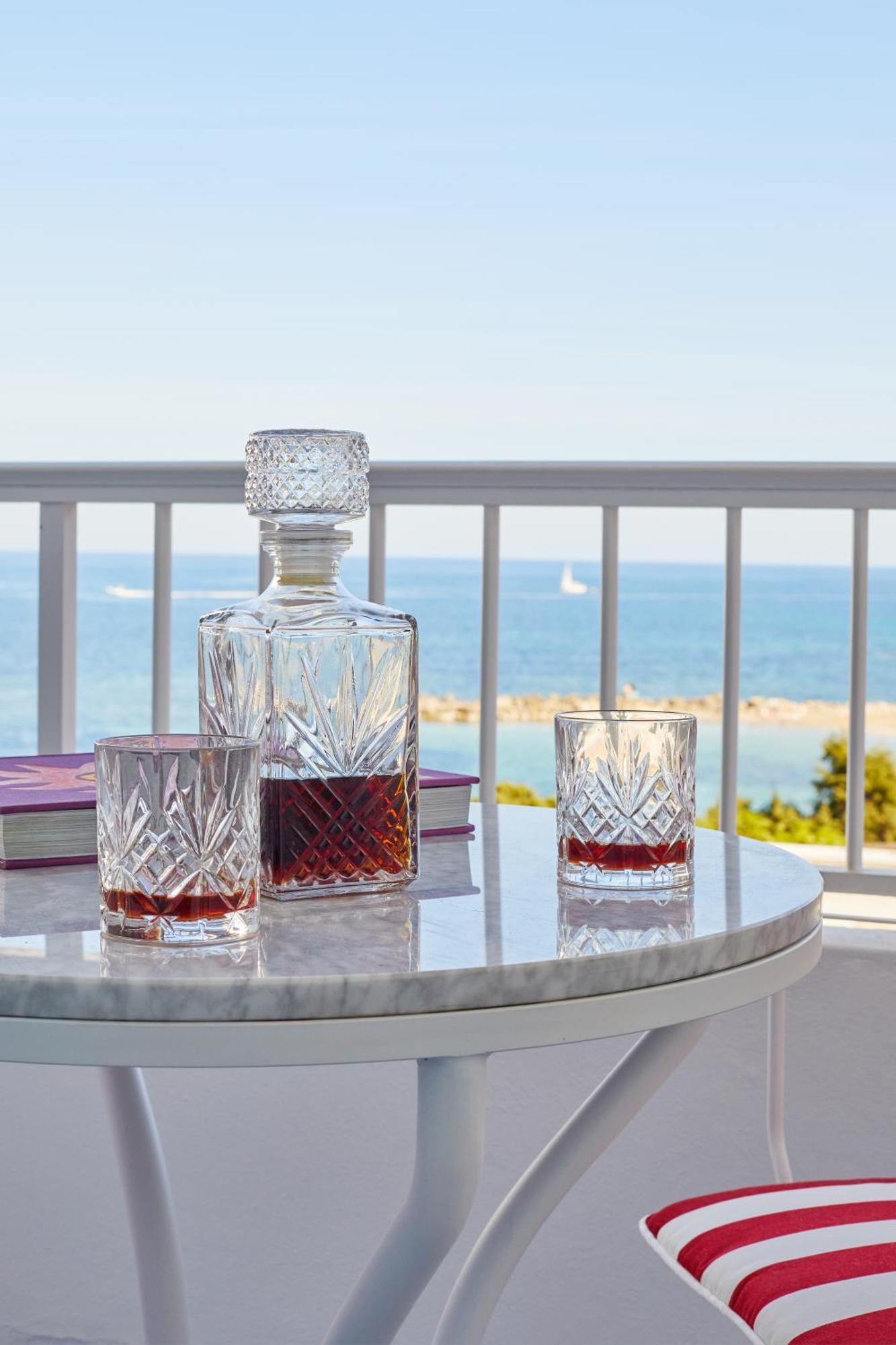 Suite met uitzicht op zee en balkon - Eerbetoon aan Ibiza