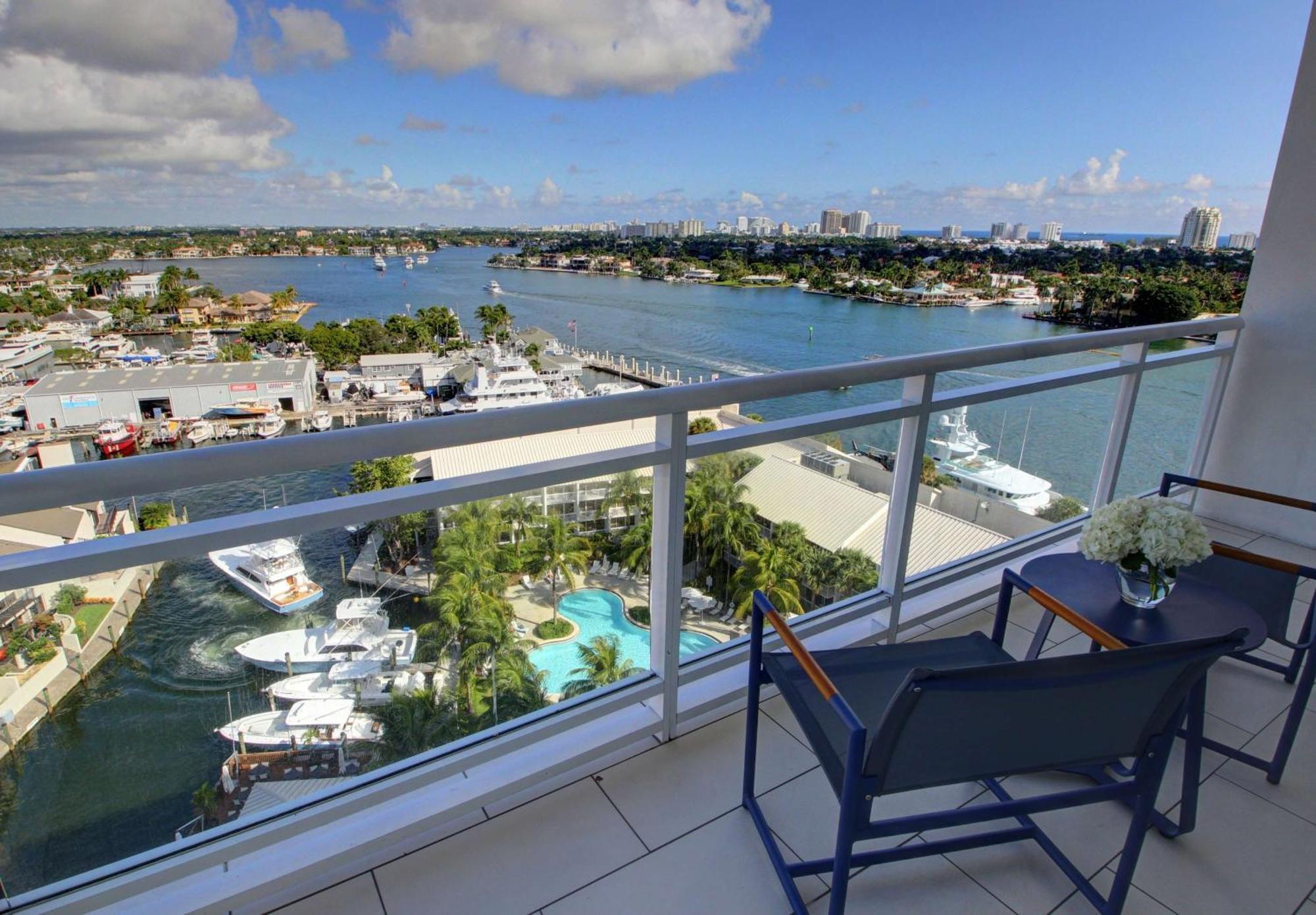 King Room with Balcony and Cruise Port View,1279380697:JPEG