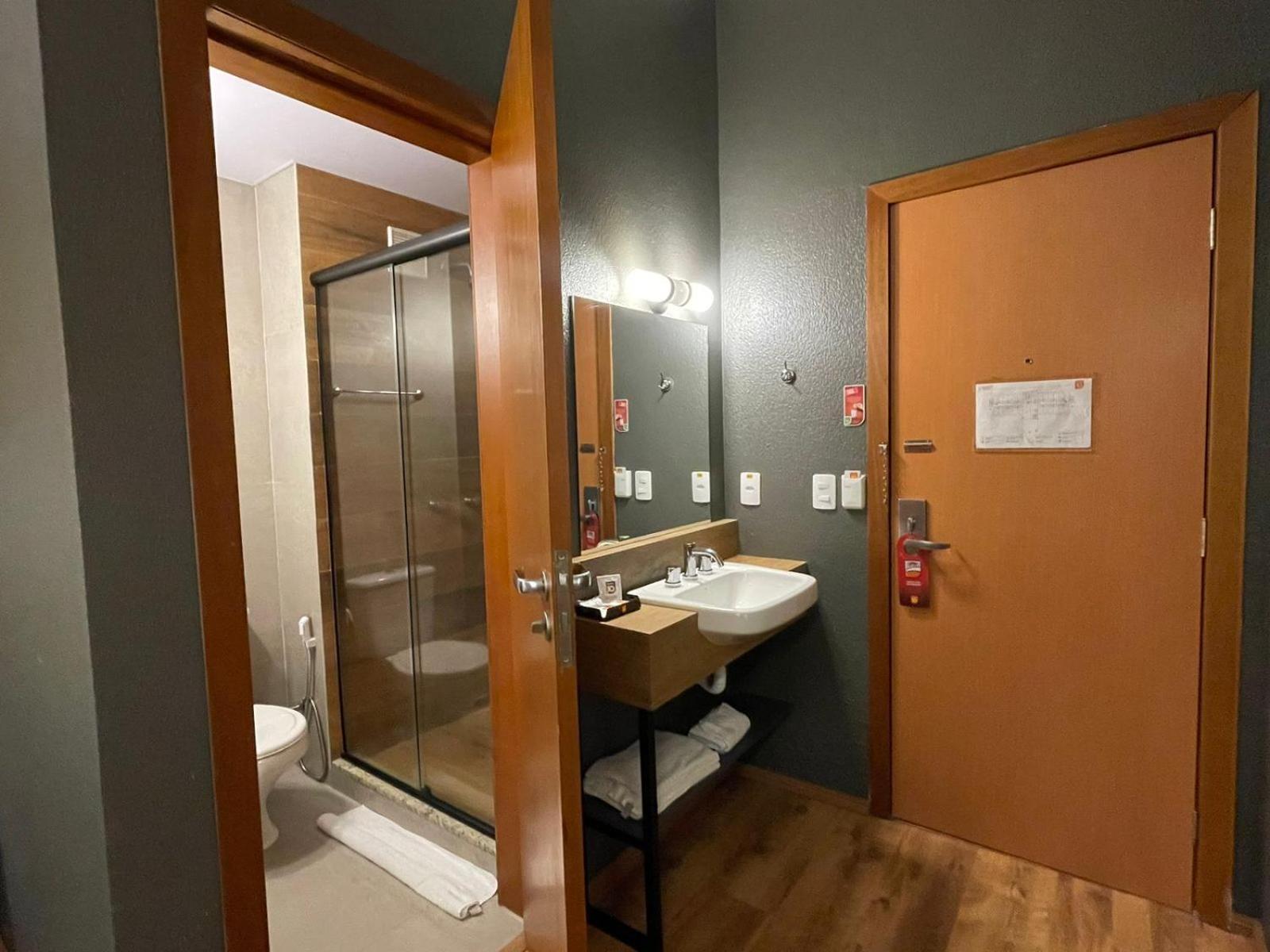 Standard Room with One Double Bed,1756449169:JPEG