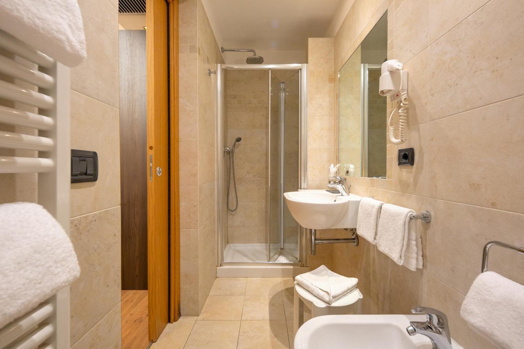 Comfort Quadruple Room,1552736842:JPEG