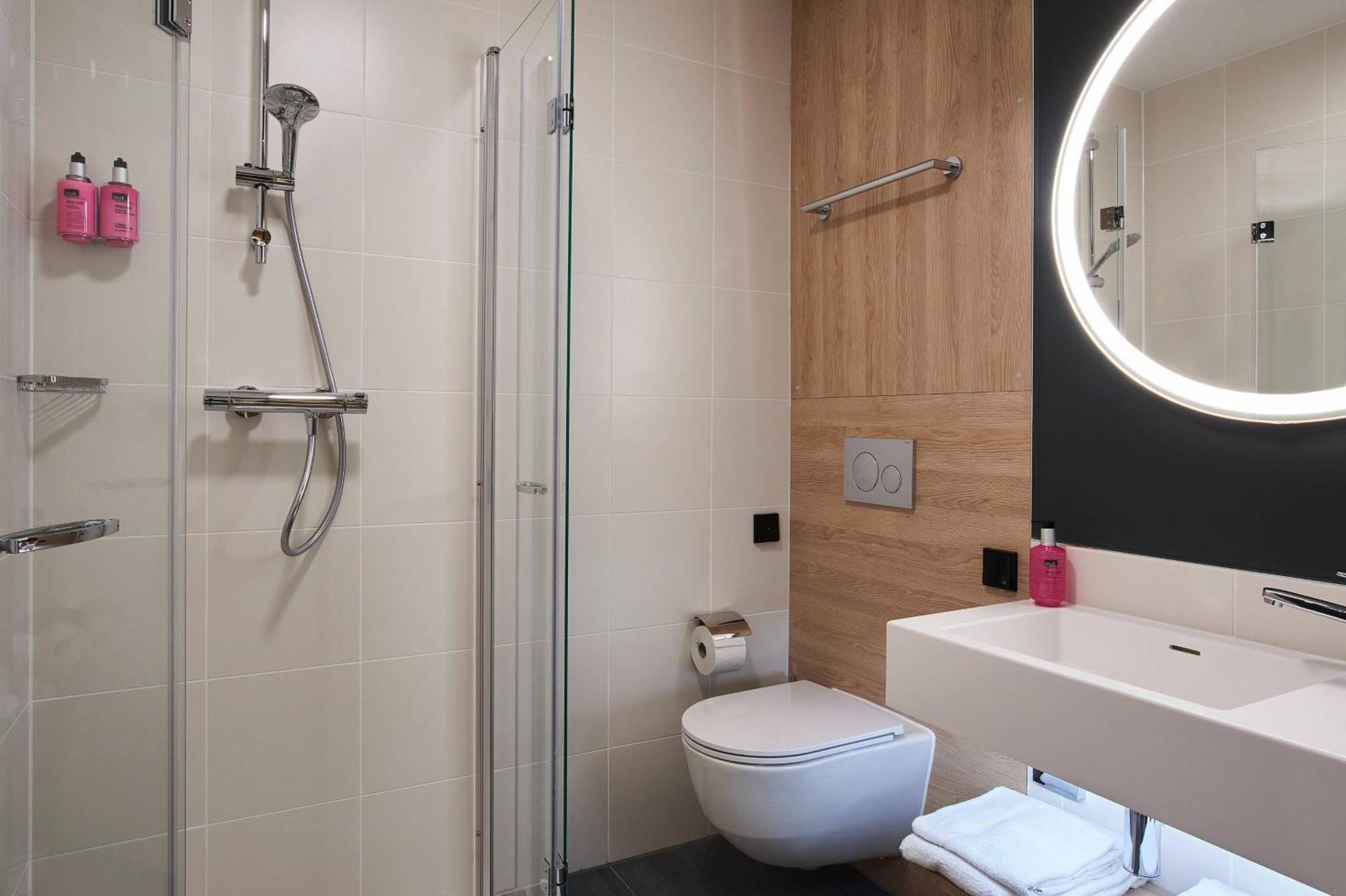 Moxy Tweepersoonskamer met 2 Aparte Bedden