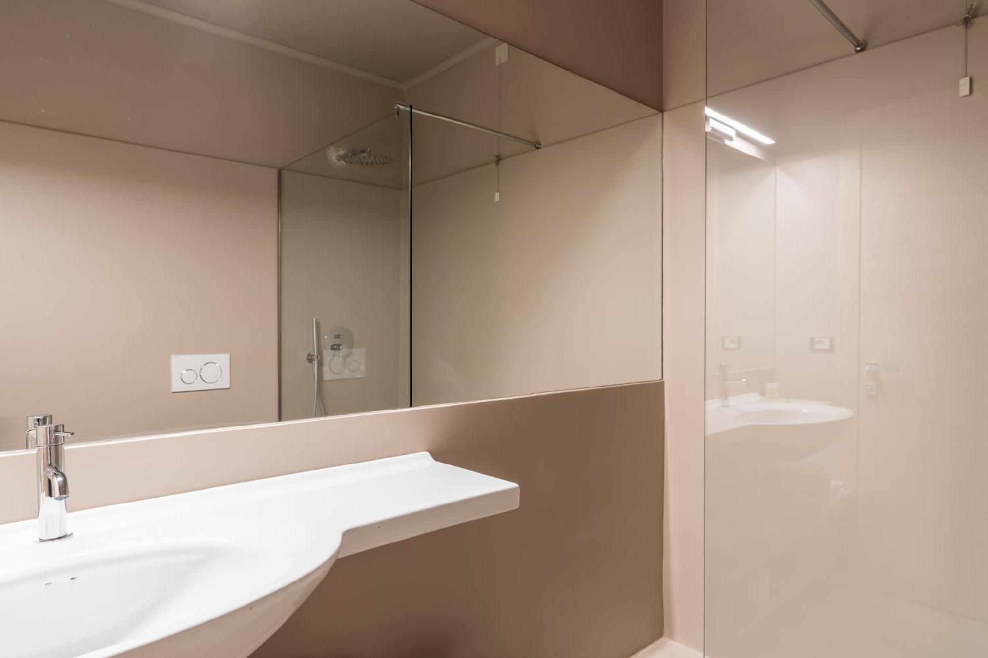 Appartamento con Vista Piscina