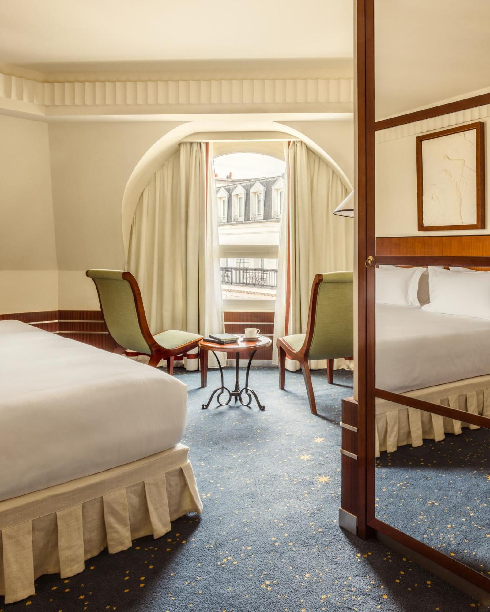 Junior Suite,1705695744:JPEG