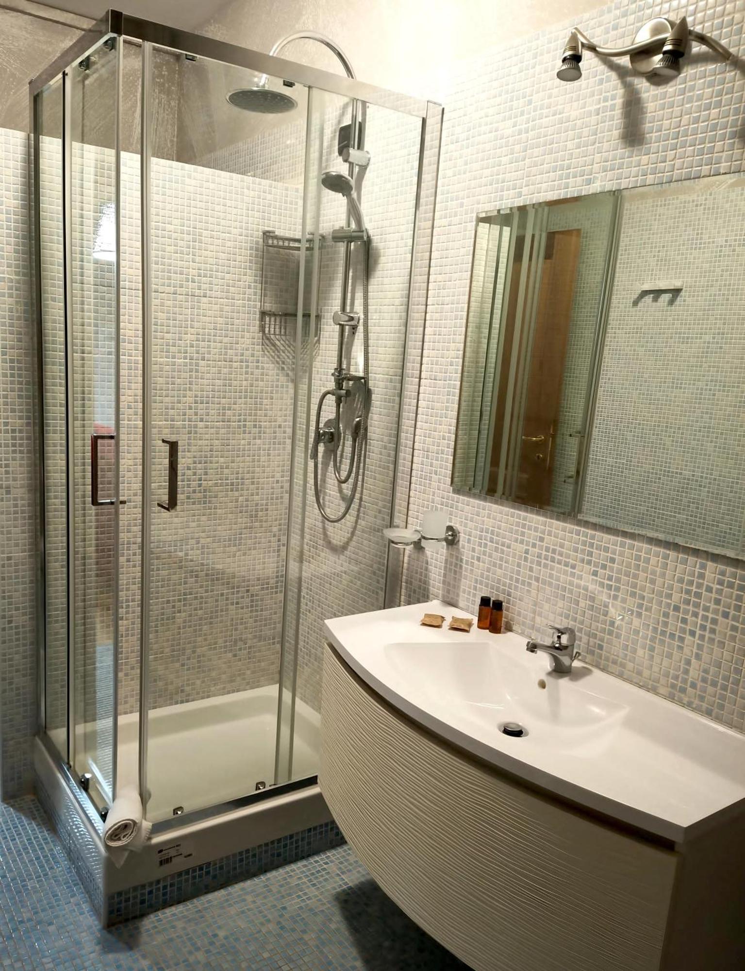 Superior One-Bedroom Apartment -  Annex