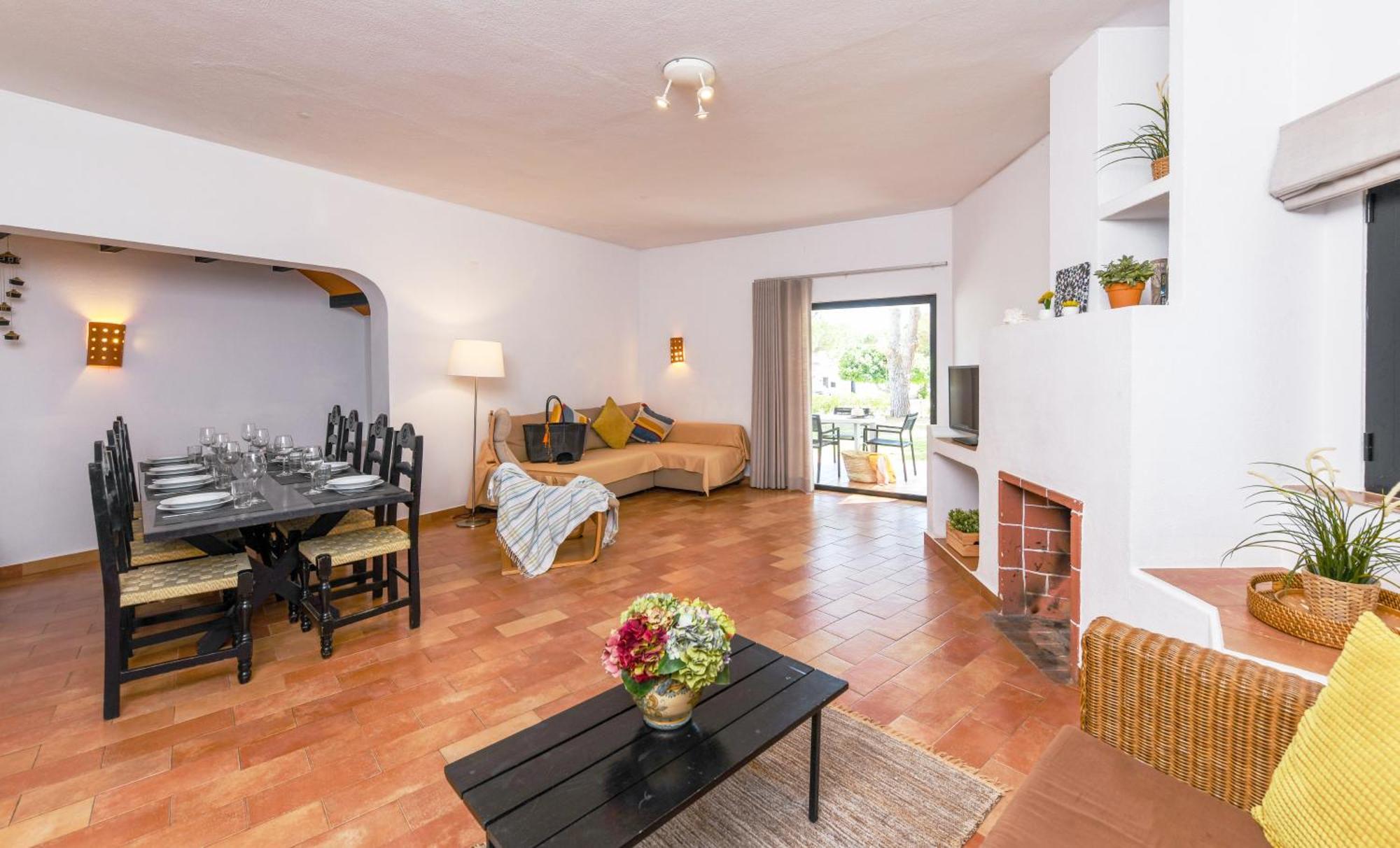 Four-Bedroom Villa,1555789687:JPEG