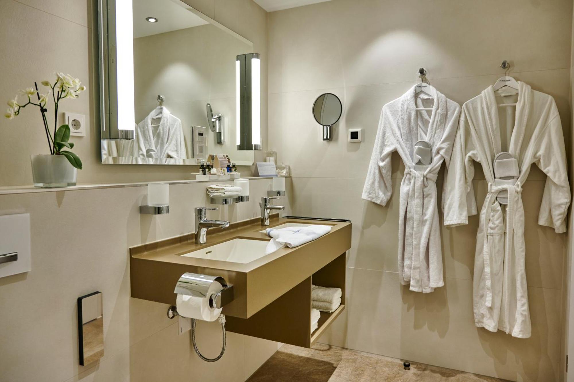 Superior Double Room,1555892797:JPEG