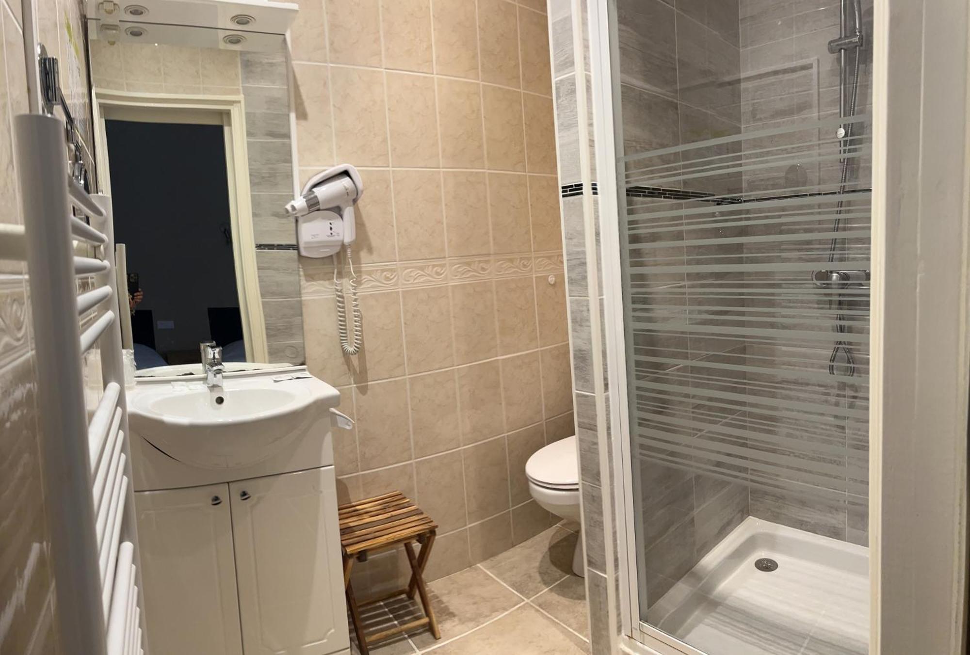 Quadruple Room,1554675397:JPEG