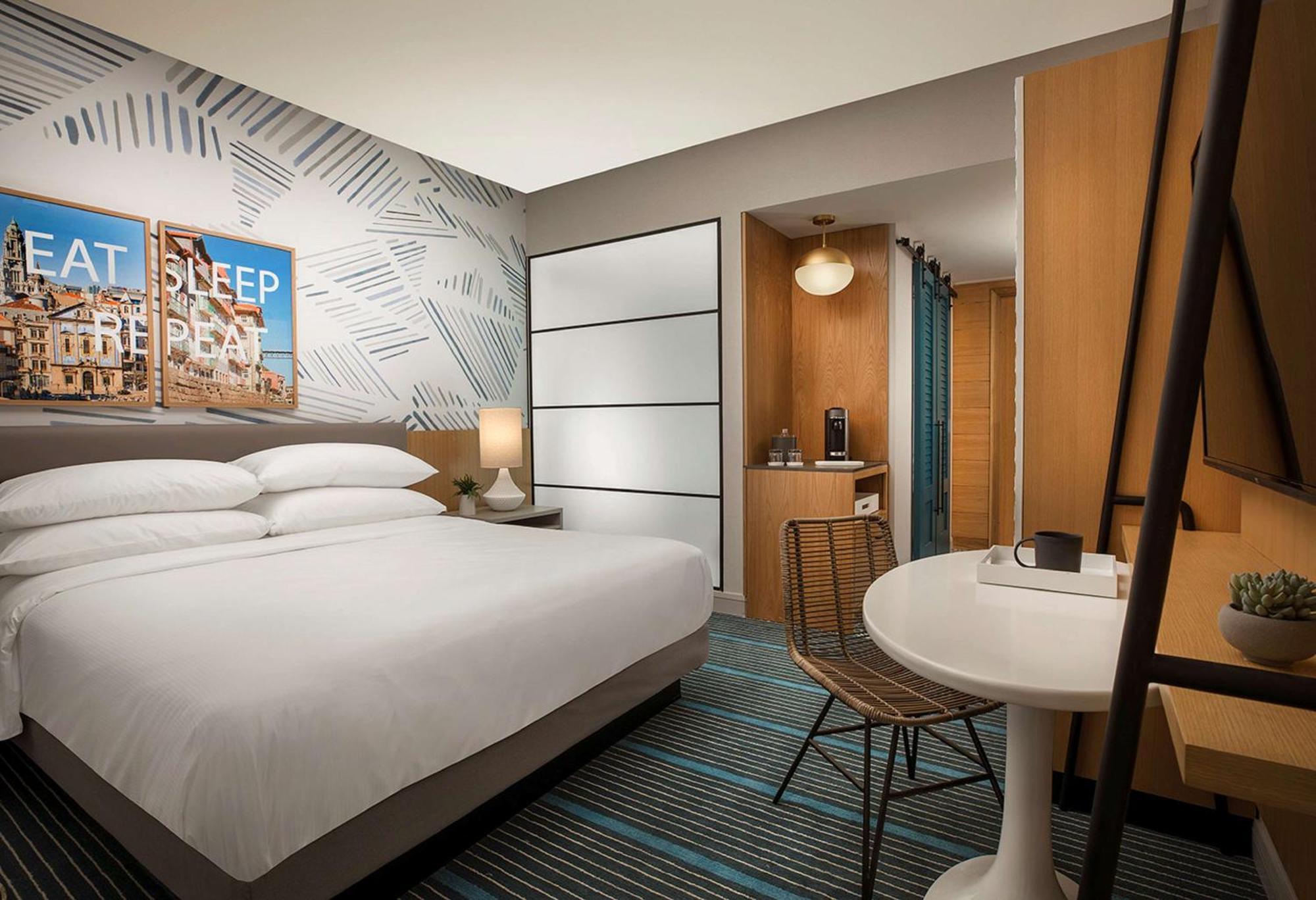 Quarto com Cama King-size