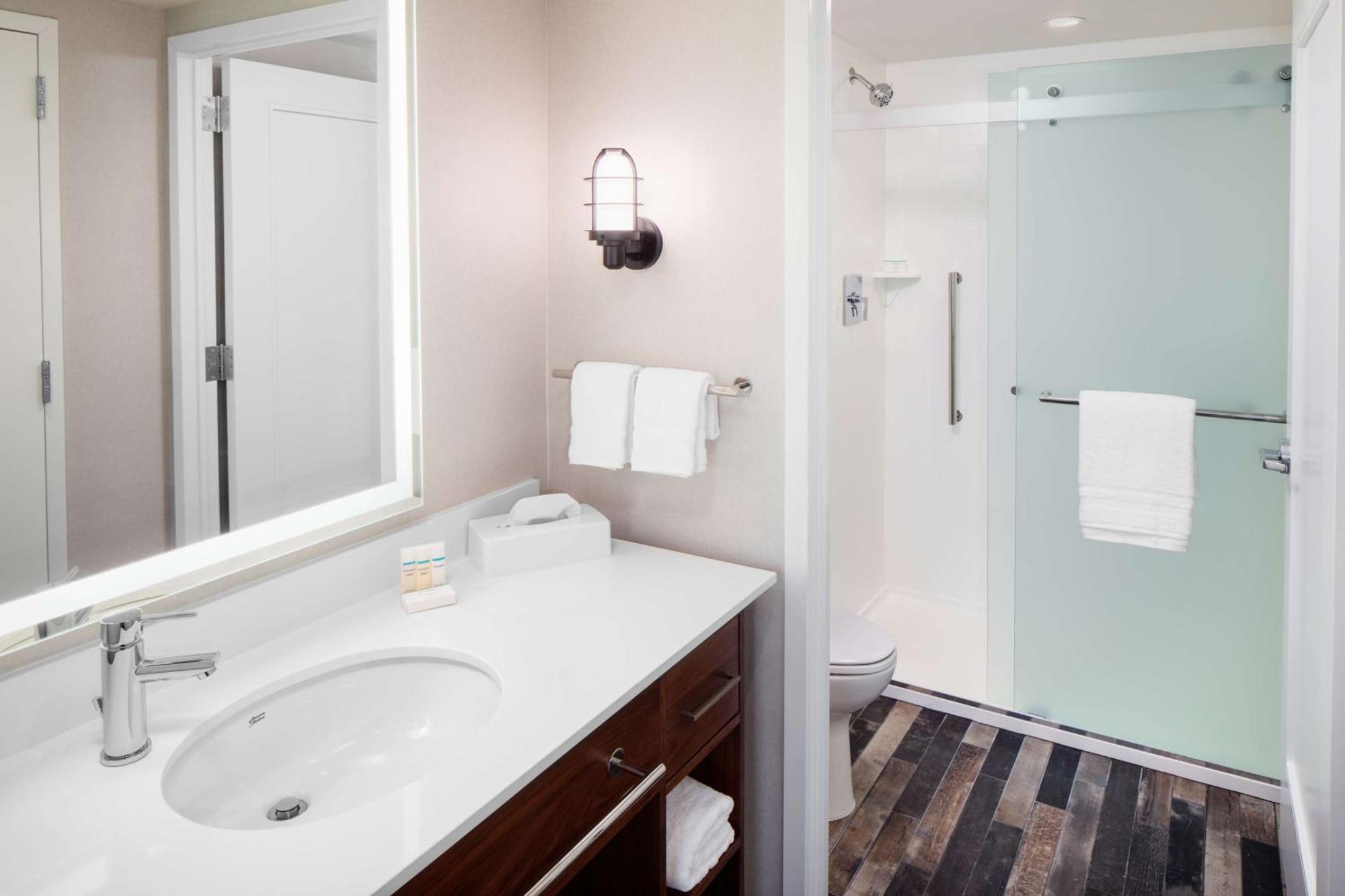 One Bedroom Suite with Two Queen Beds and Water View