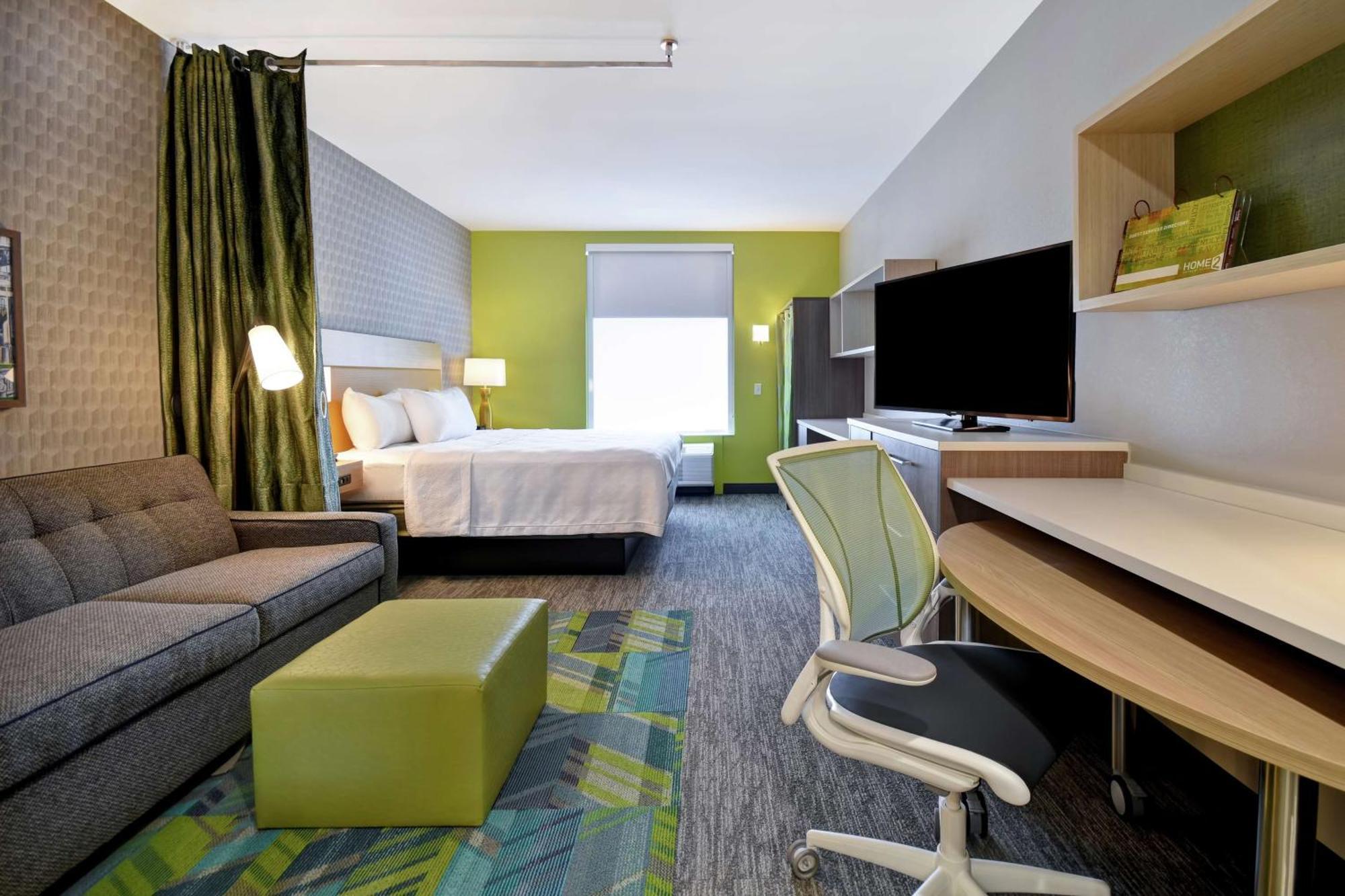 King Studio Suite - Non-Smoking