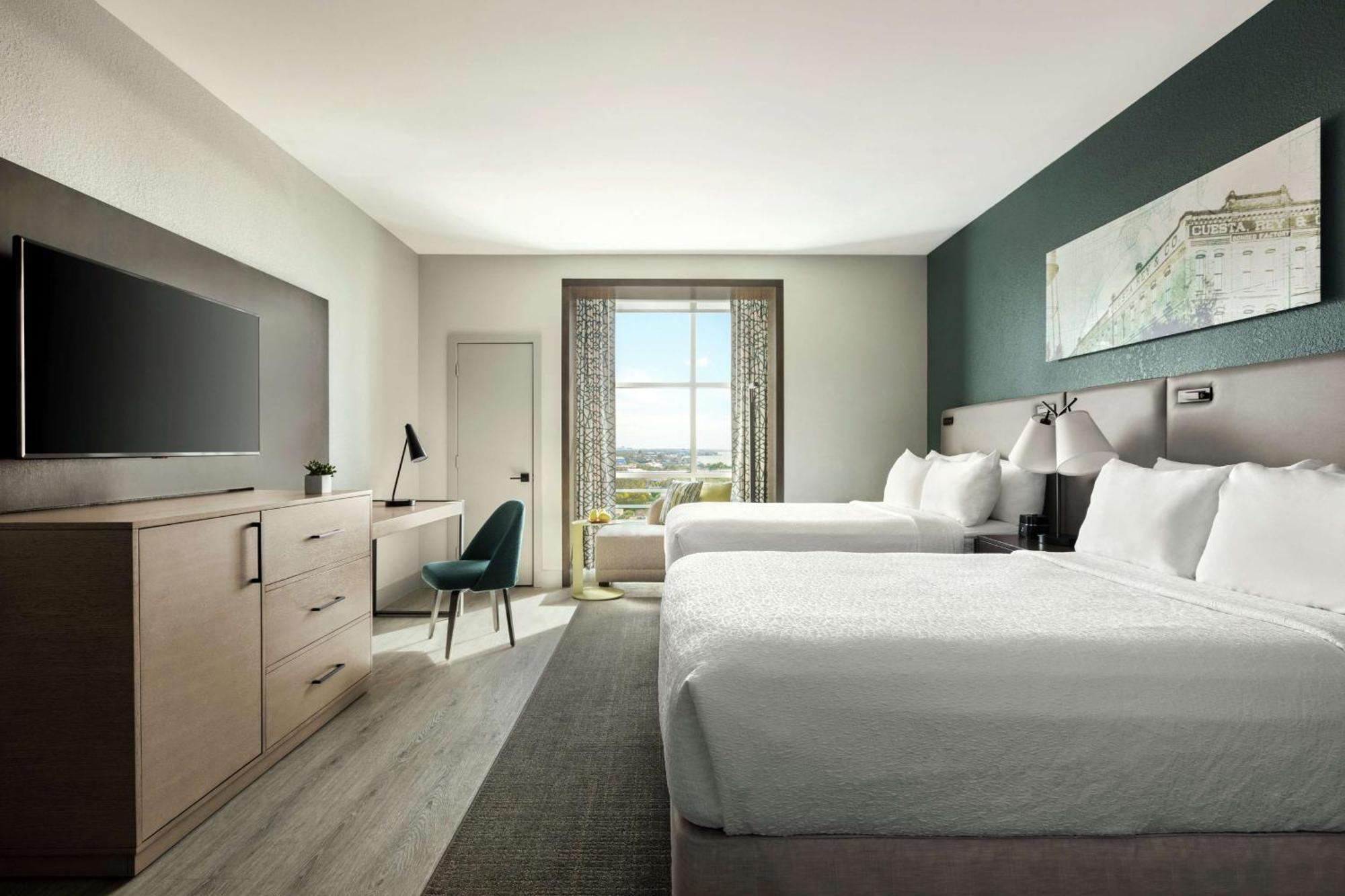Double Room with City View,1557114241:JPEG