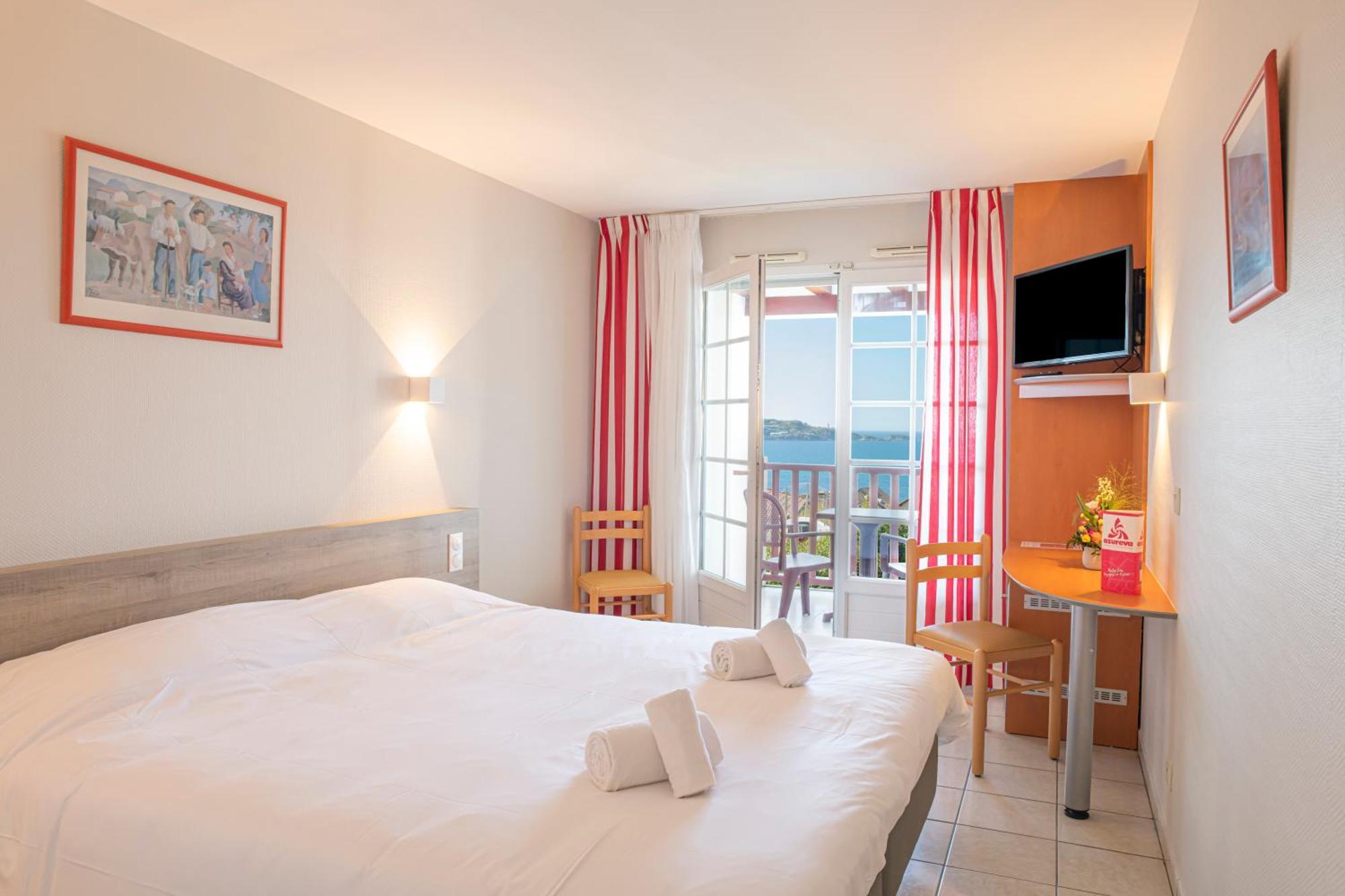 Double Room with Sea View,1557285103:JPEG