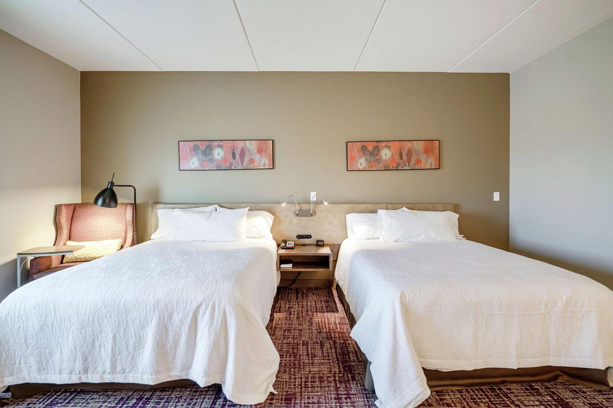 Queen Room with Two Queen Beds - Mobility Access