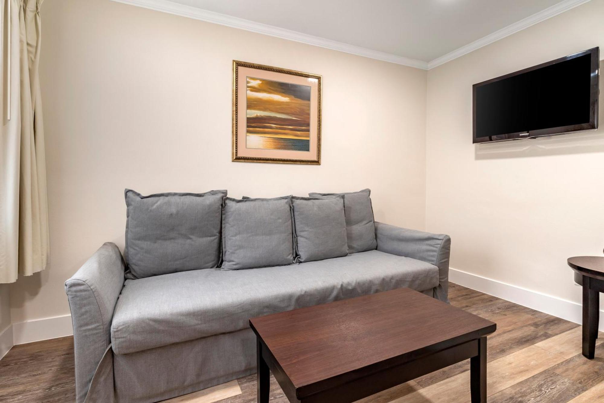 Two-Room King Suite with Living Room - Non-Smoking