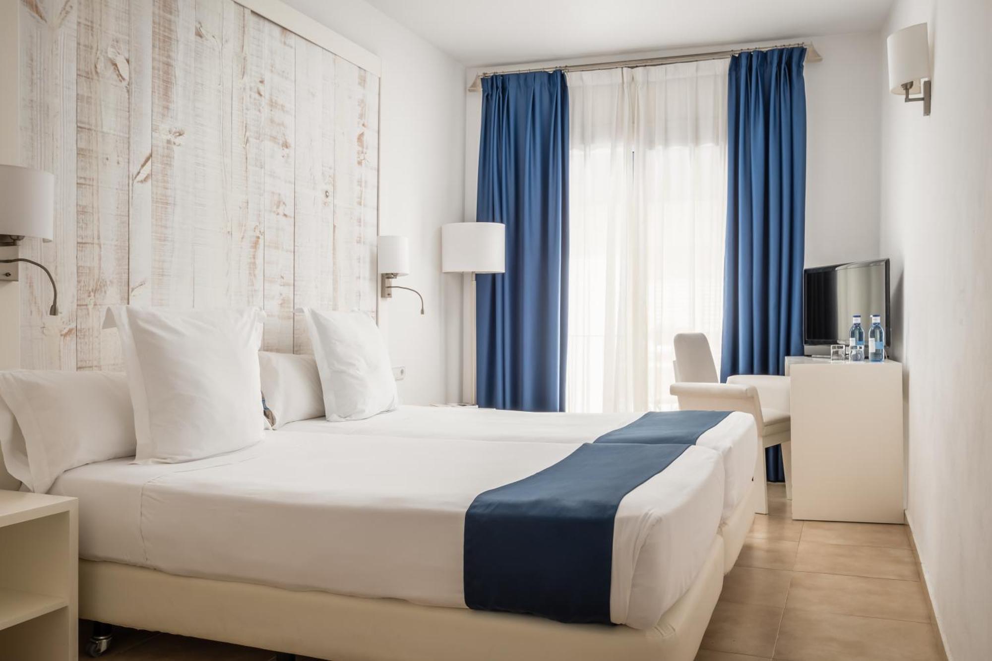 Double or Twin Room,1557532504:JPEG