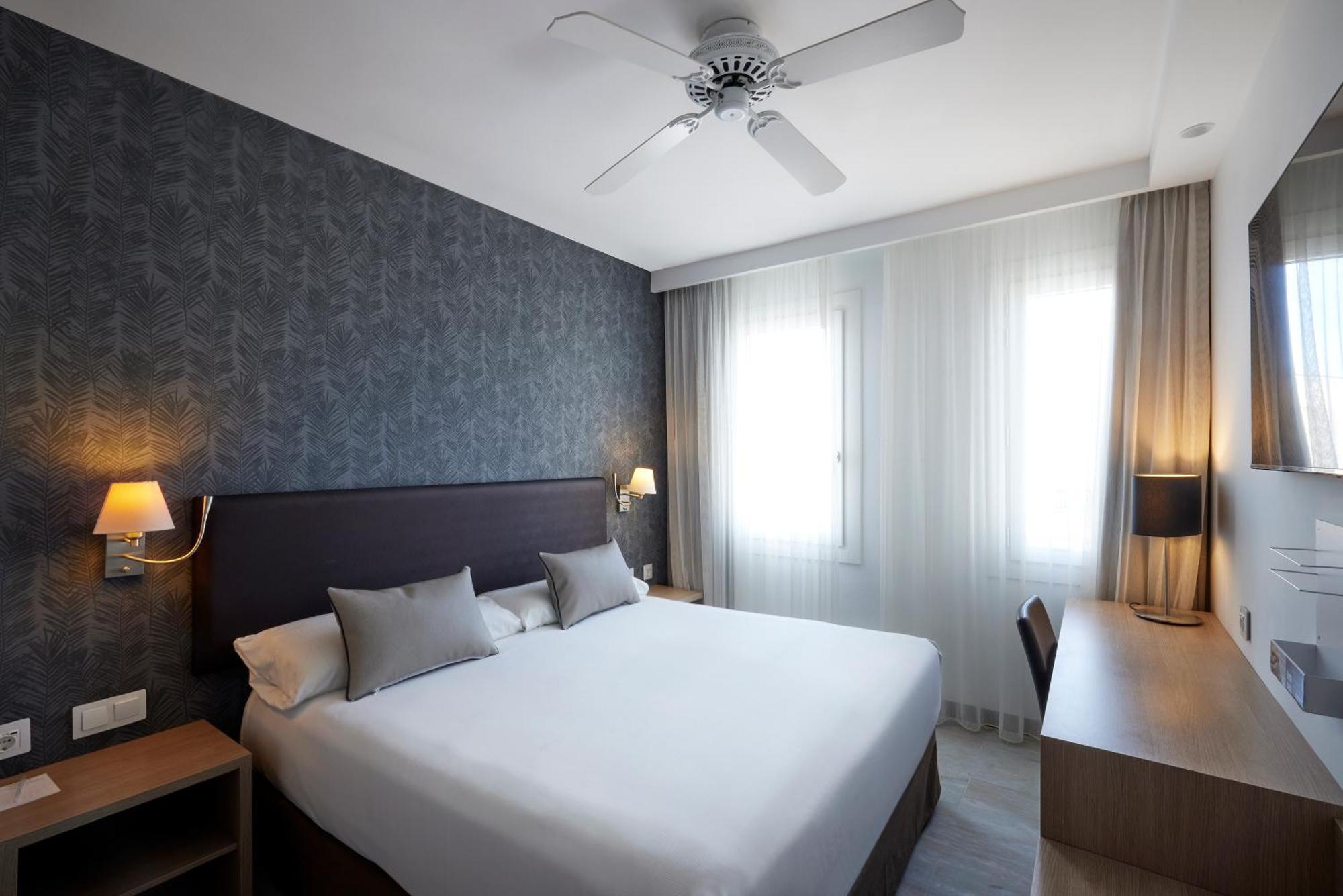 Double or Twin Room,1552559047:JPEG
