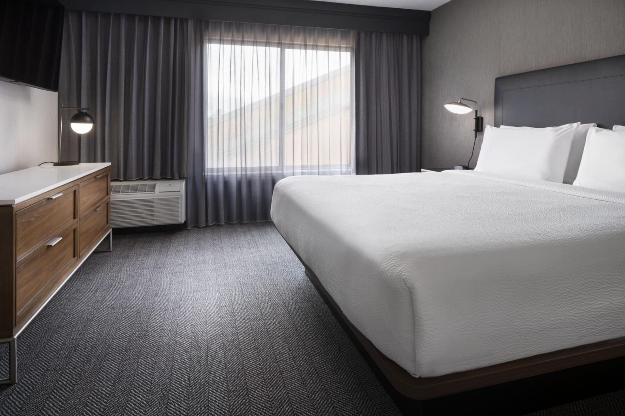 Newly Renovated Rooms, Suite, 1 King, Sofa bed,1641015465:JPEG