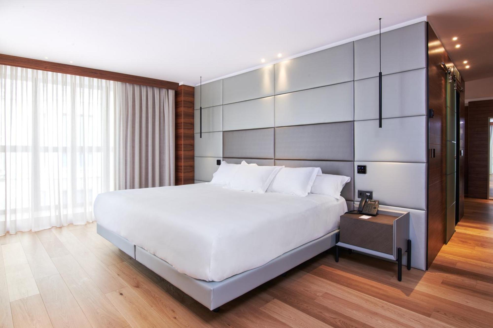 Suite Doble Deluxe con bañera de hidromasaje