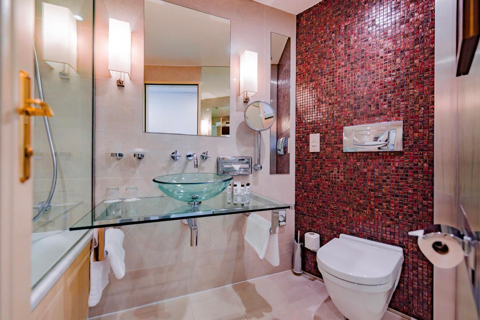 Habitación Deluxe con vistas a la ciudad.