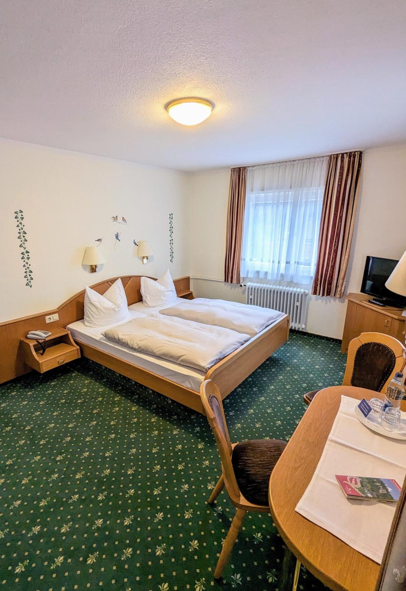 Dreibettzimmer