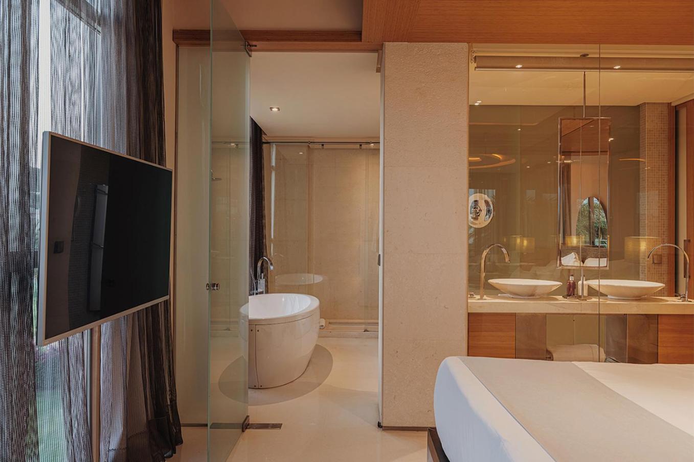 Grand Hoeksuite met Groot Terras, Uitzicht op Zee, Ligbad Buiten & Toegang tot de SPA