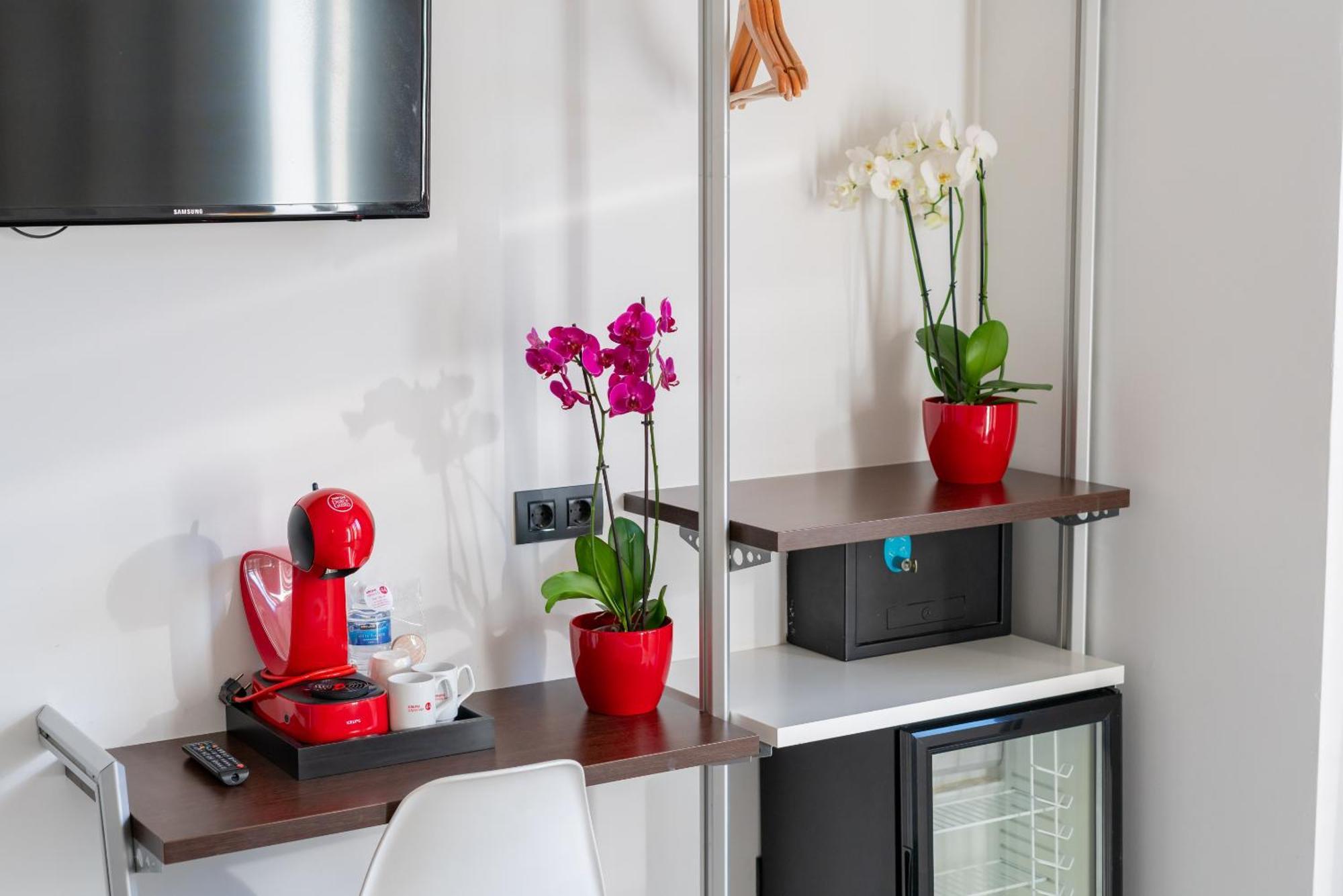 Zweibettzimmer mit eigenem Bad