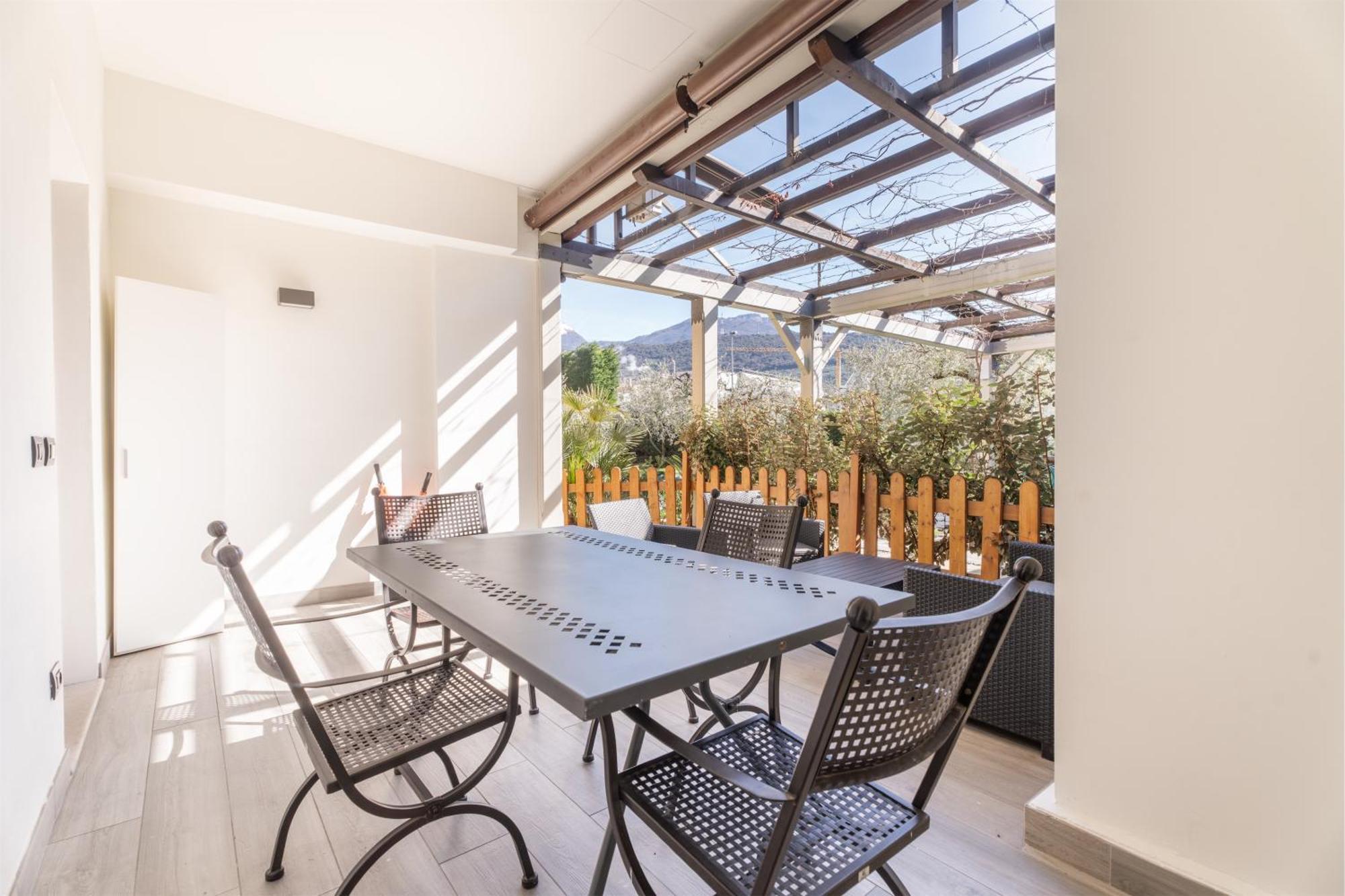 Apartment mit Gartenblick
