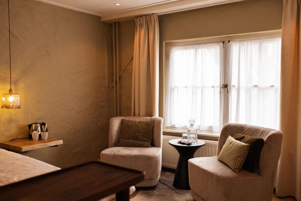 Large Double Room with Rain Shower,1578389594:JPEG
