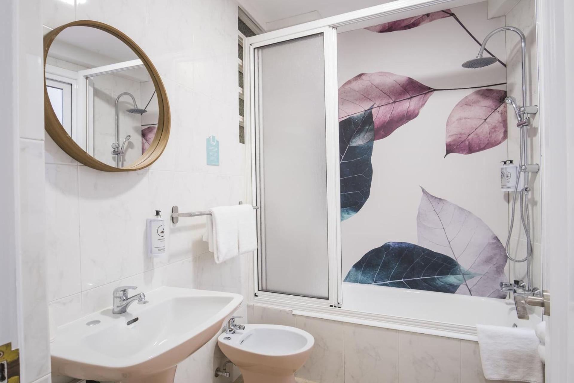 Budget Double or Twin Room,1578406322:JPEG