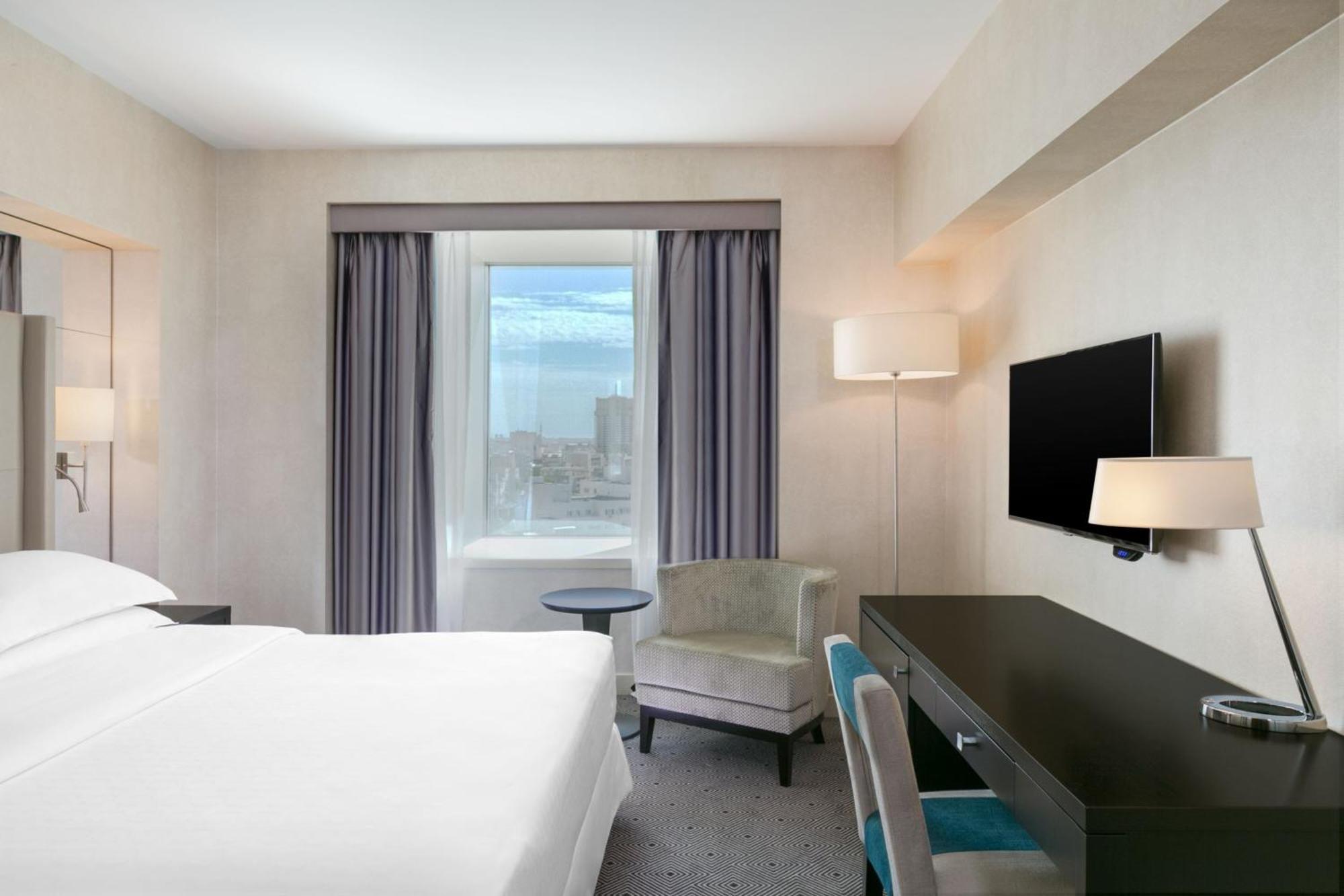 Classic, Guest room, 1 King, City view,1580273683:JPEG