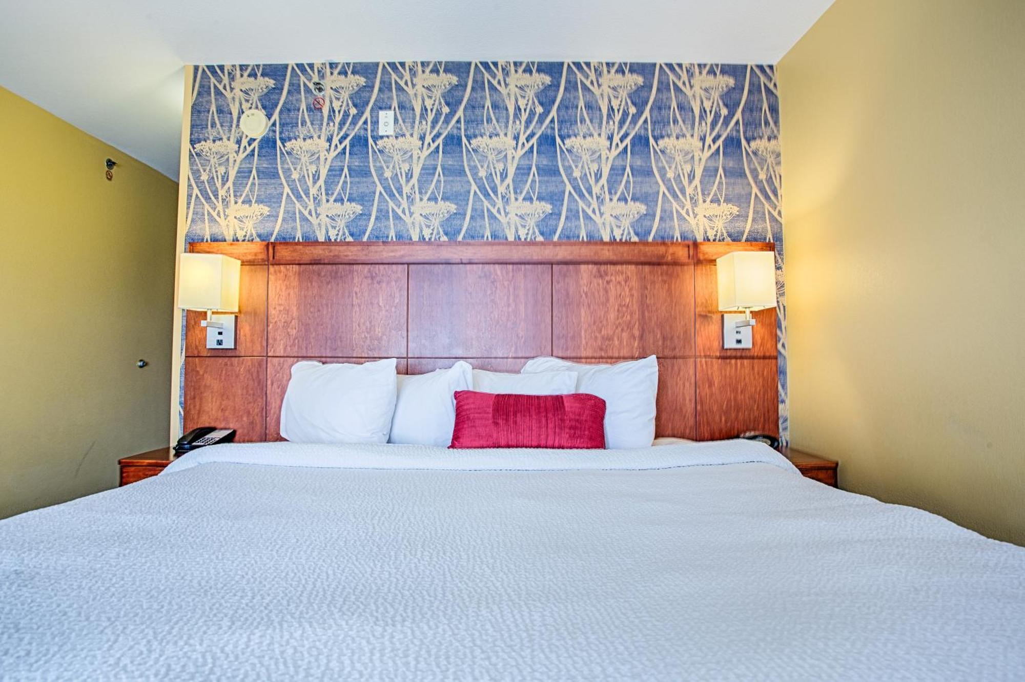 King Room with Whirlpool