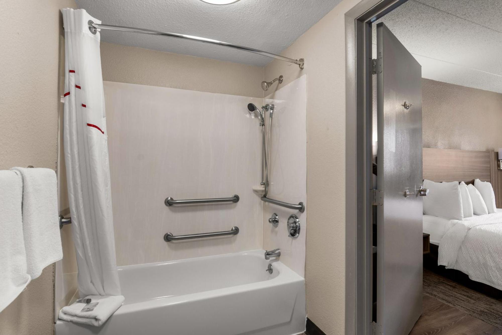 Superior King Room Disability Access Non-Smoking