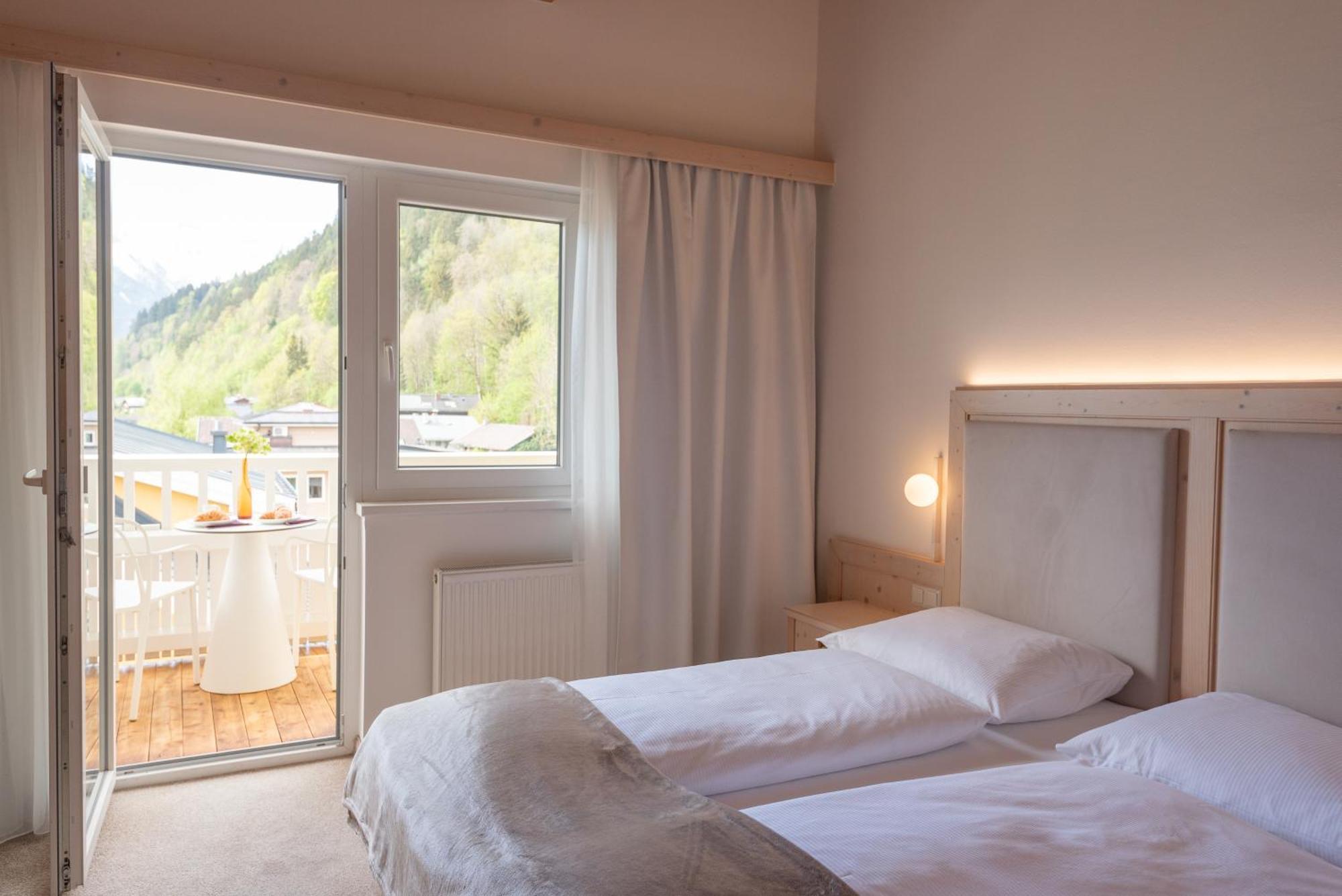 Deluxe Double Room with Balcony and Electric Fireplace,1583652564:JPEG