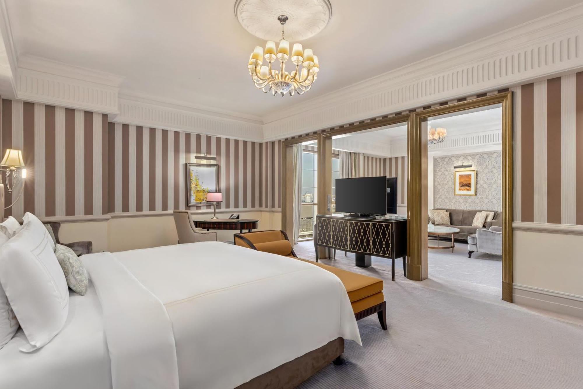 Diplomate Suite,1584661621:JPEG