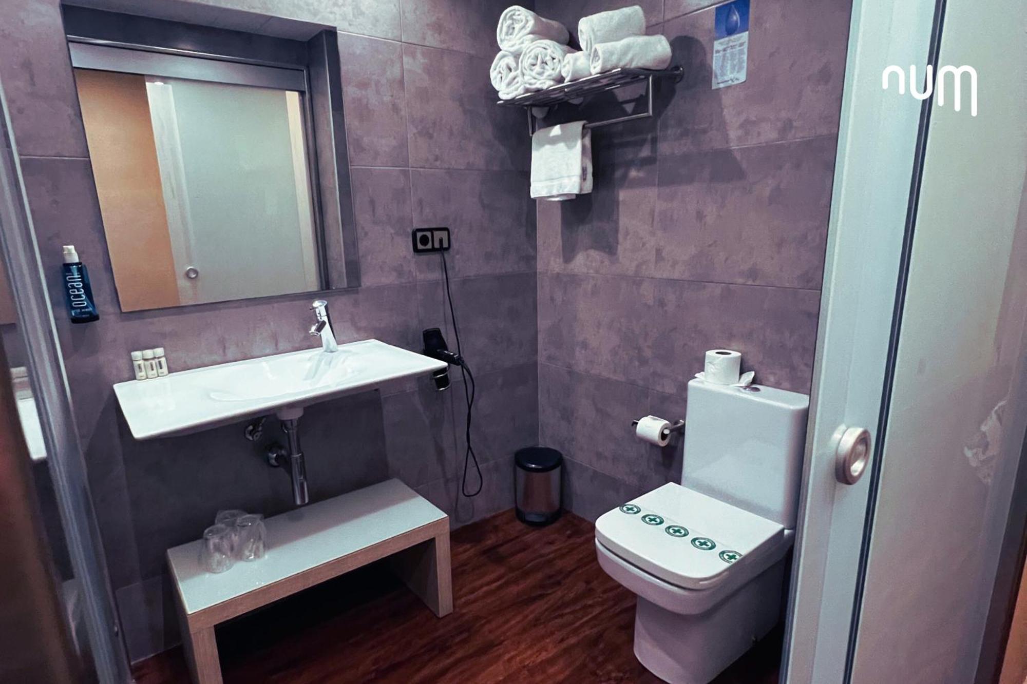 Quadruple Room,1586106489:JPEG