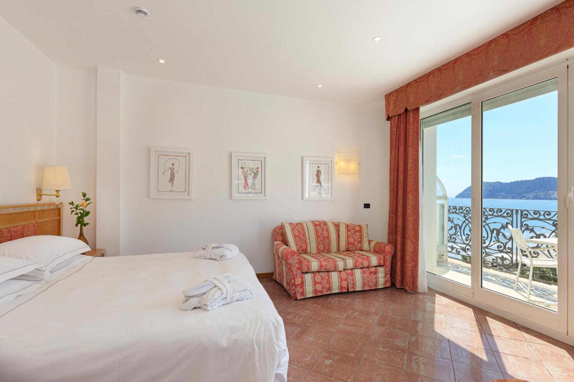 Junior Suite Sea View,1586112387:JPEG