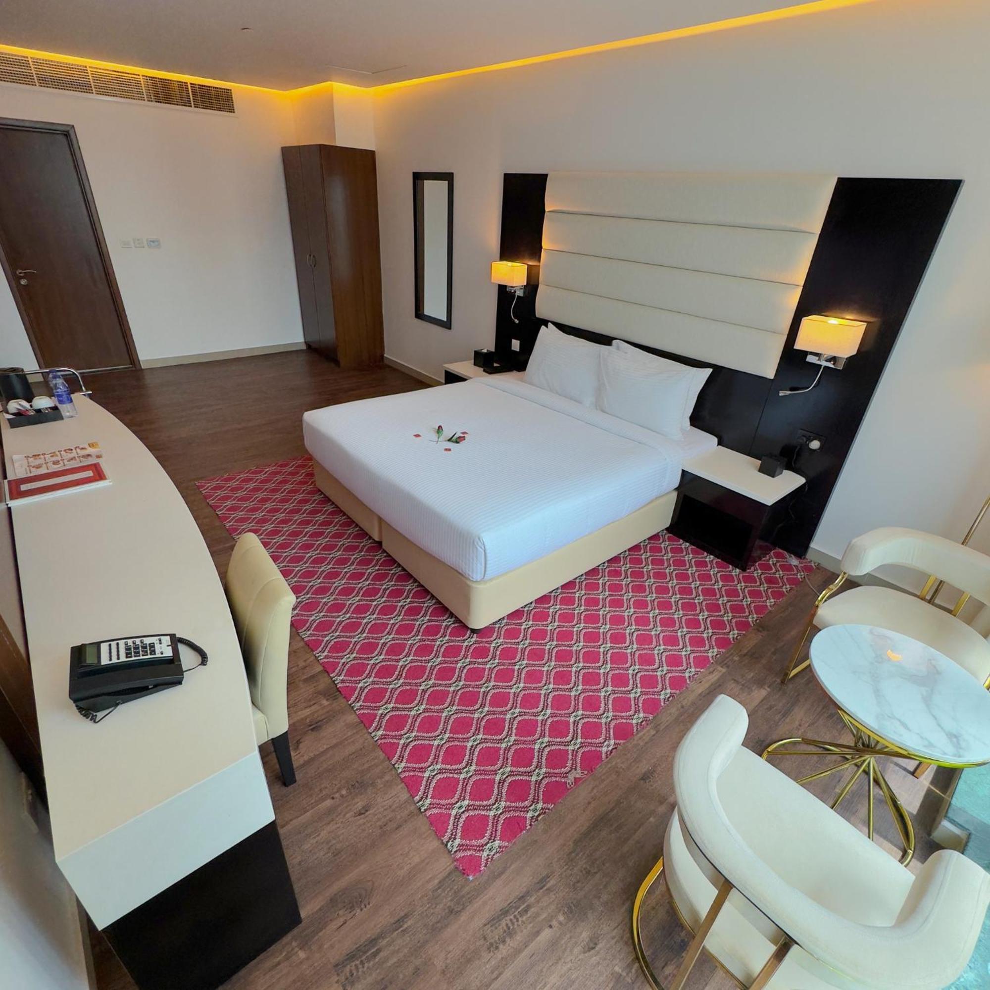 Club Room Burj Khalifa View,1587525419:JPEG