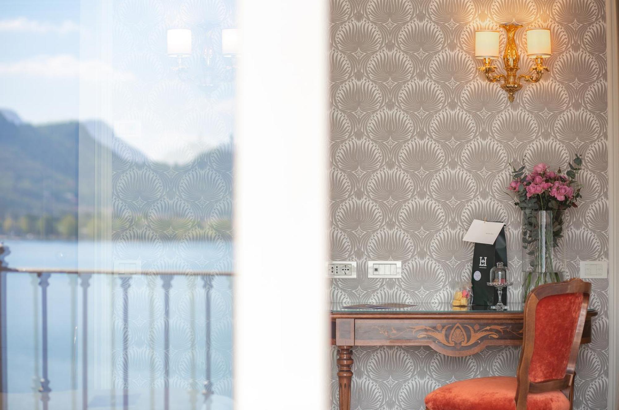 Deluxe Double or Twin Room with Lake View,1588043956:JPEG